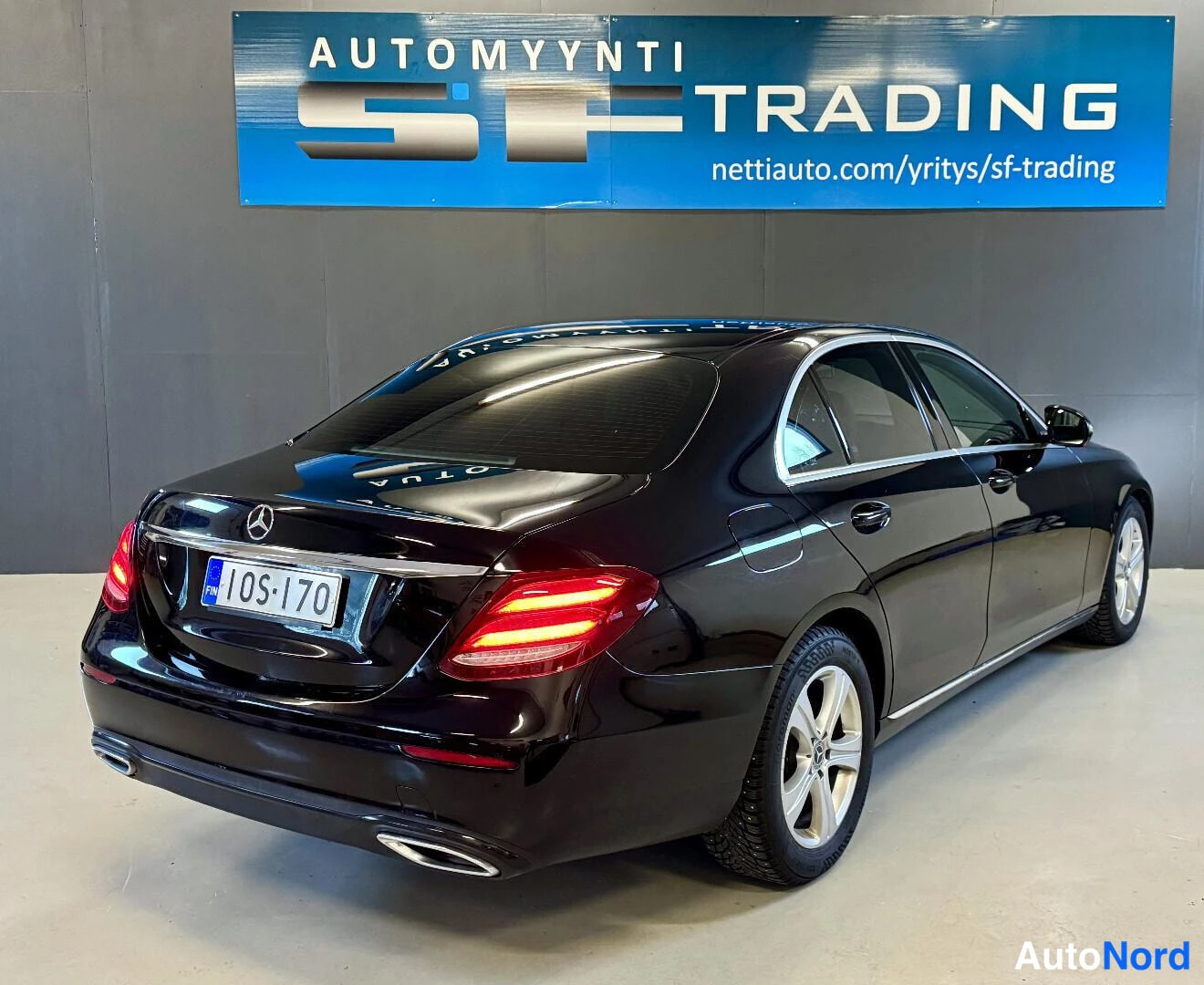 Musta Mercedes-Benz E 2020, kuva 7