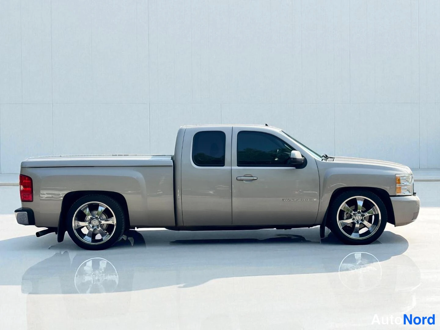 Beige Chevrolet Silverado 2008, kuva 5