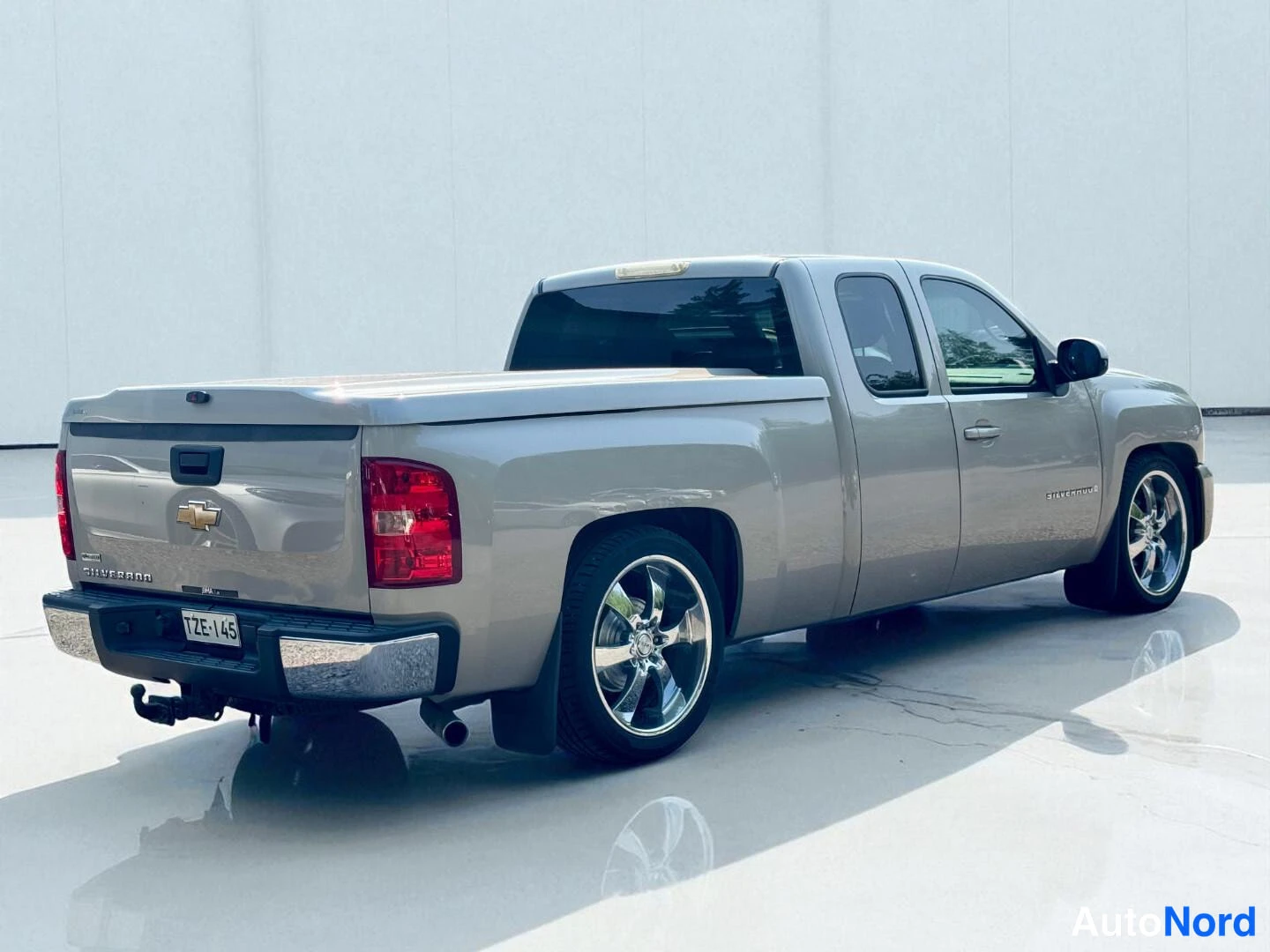 Beige Chevrolet Silverado 2008, kuva 7
