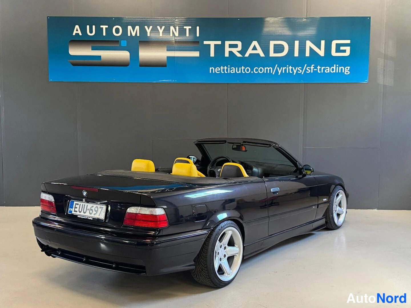 Musta BMW 328i 1998, takaviisto, kuva 13