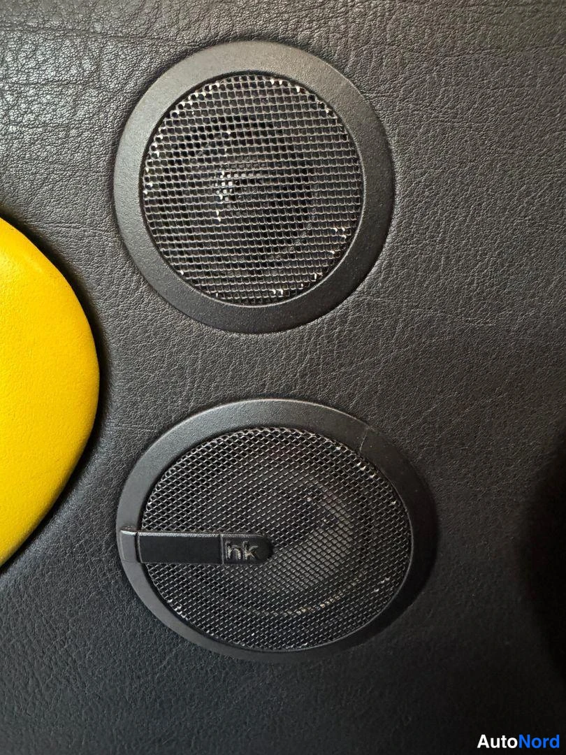 Musta BMW 328i 1998, yksityiskohta, kuva 31