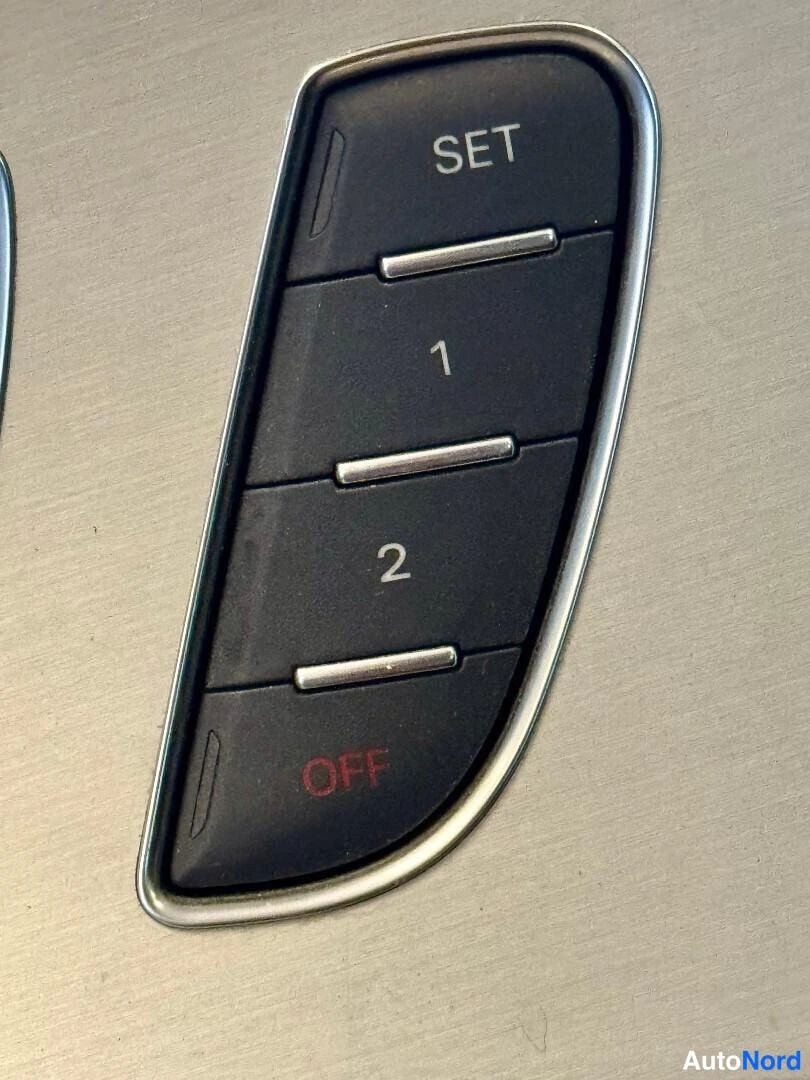 Musta Audi A7 2011, yksityiskohta, kuva 16