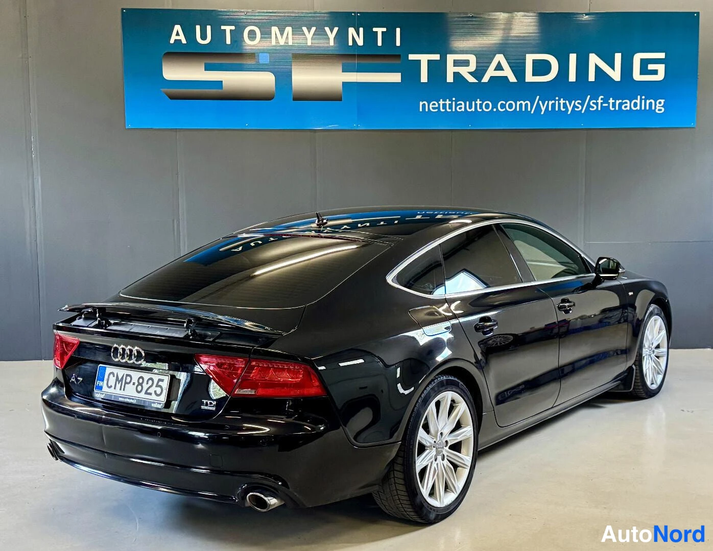 Musta Audi A7 2011, takaviisto, kuva 7