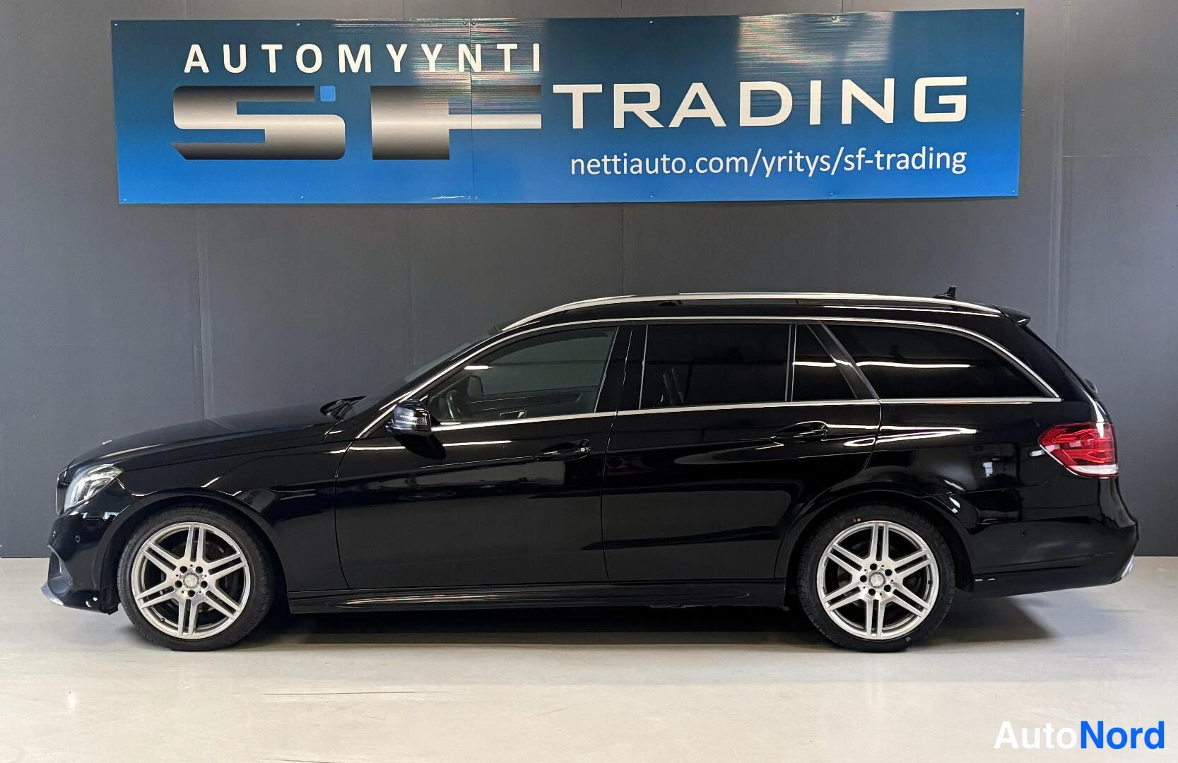 Musta Mercedes-Benz E 2014, kuva 7