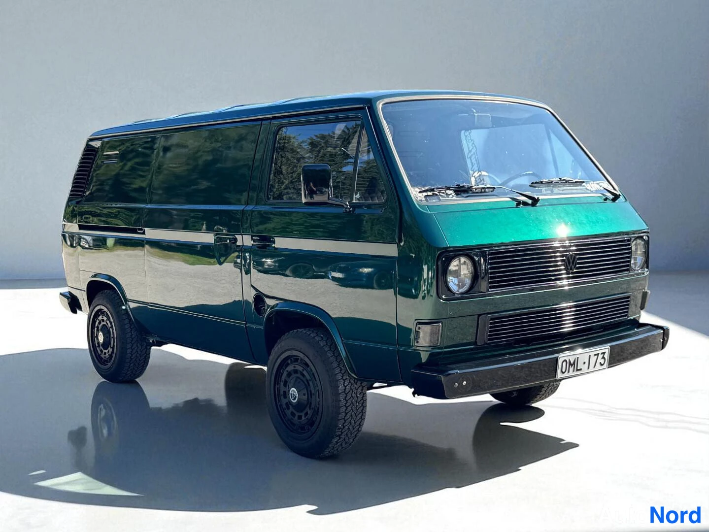 Vihreä Volkswagen Transporter 1984, kuva 5