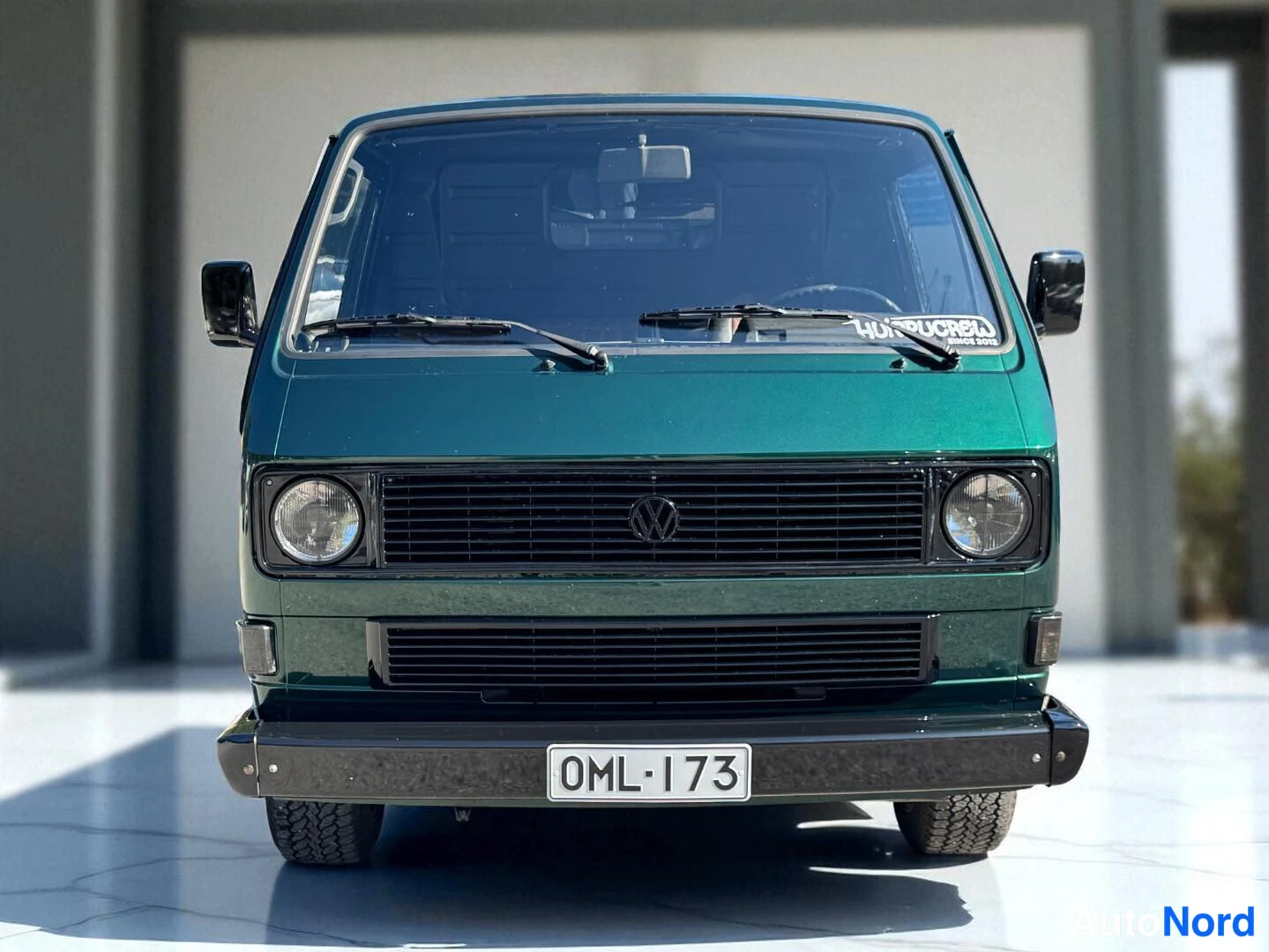 Vihreä Volkswagen Transporter 1984, kuva 6