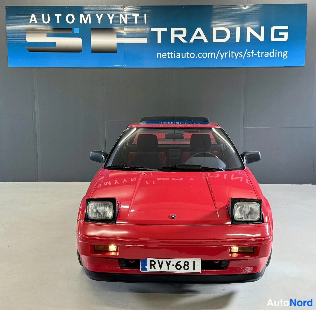 Punainen Toyota MR2 1986, kuva 3