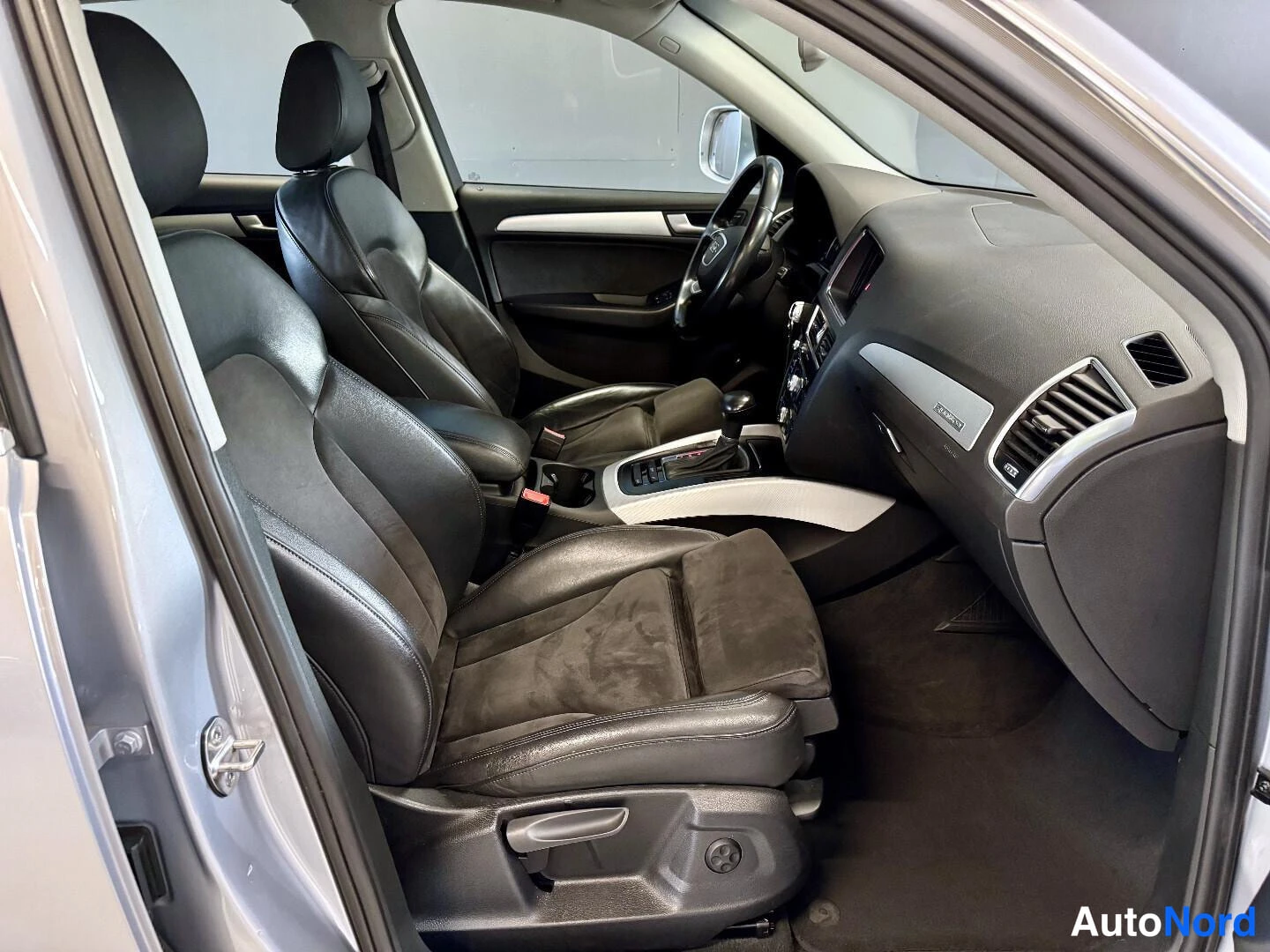 Hopea Audi Q5 2015, kuva 11