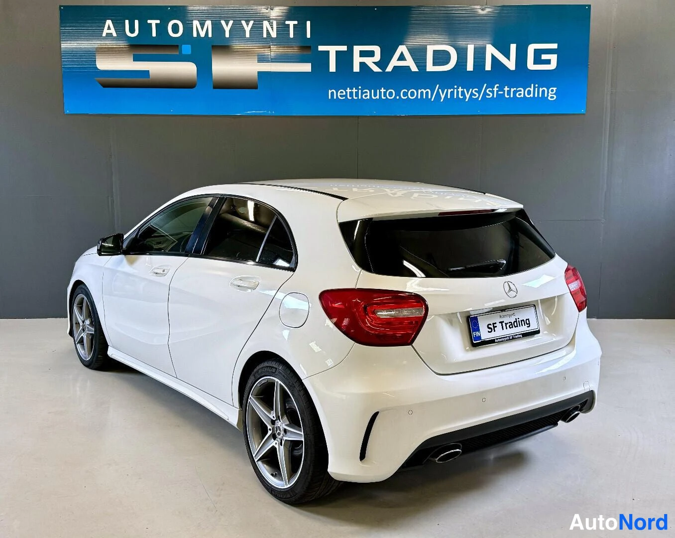 Valkoinen Mercedes-Benz A 2015, kuva 6