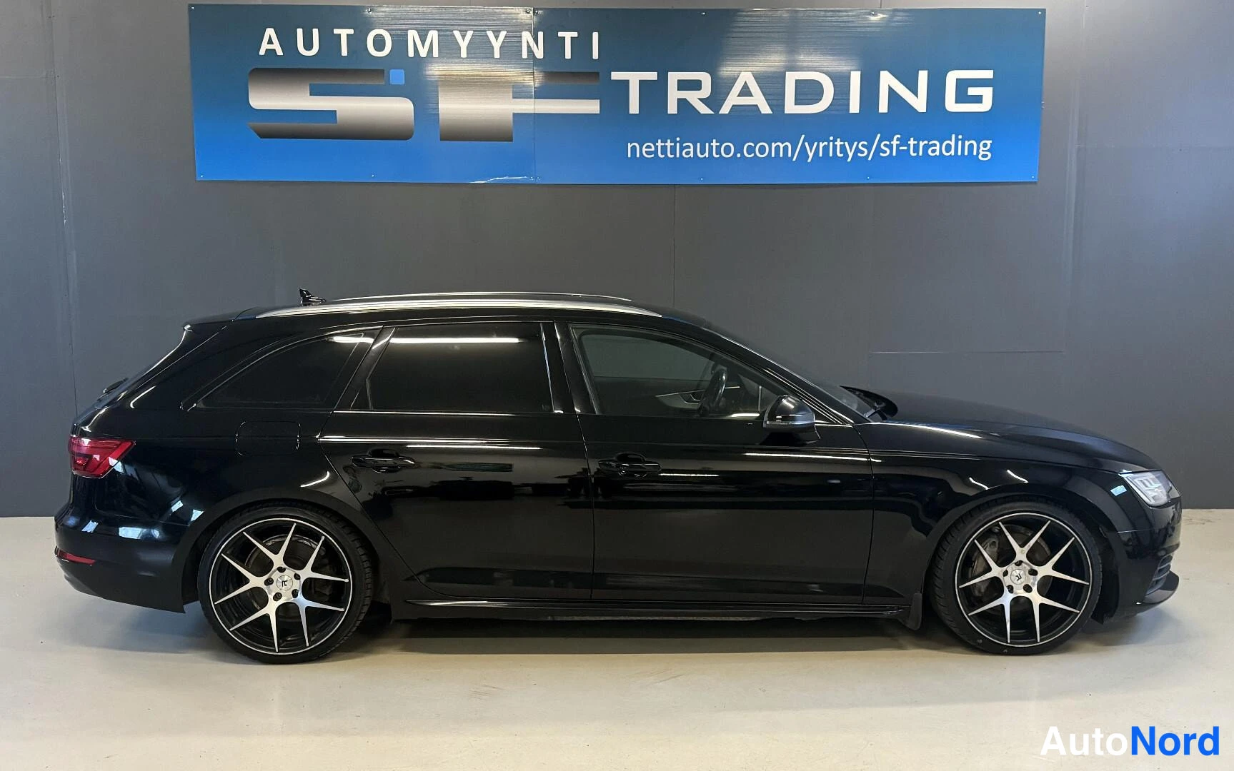 Musta Audi A4 2017, kuva 6