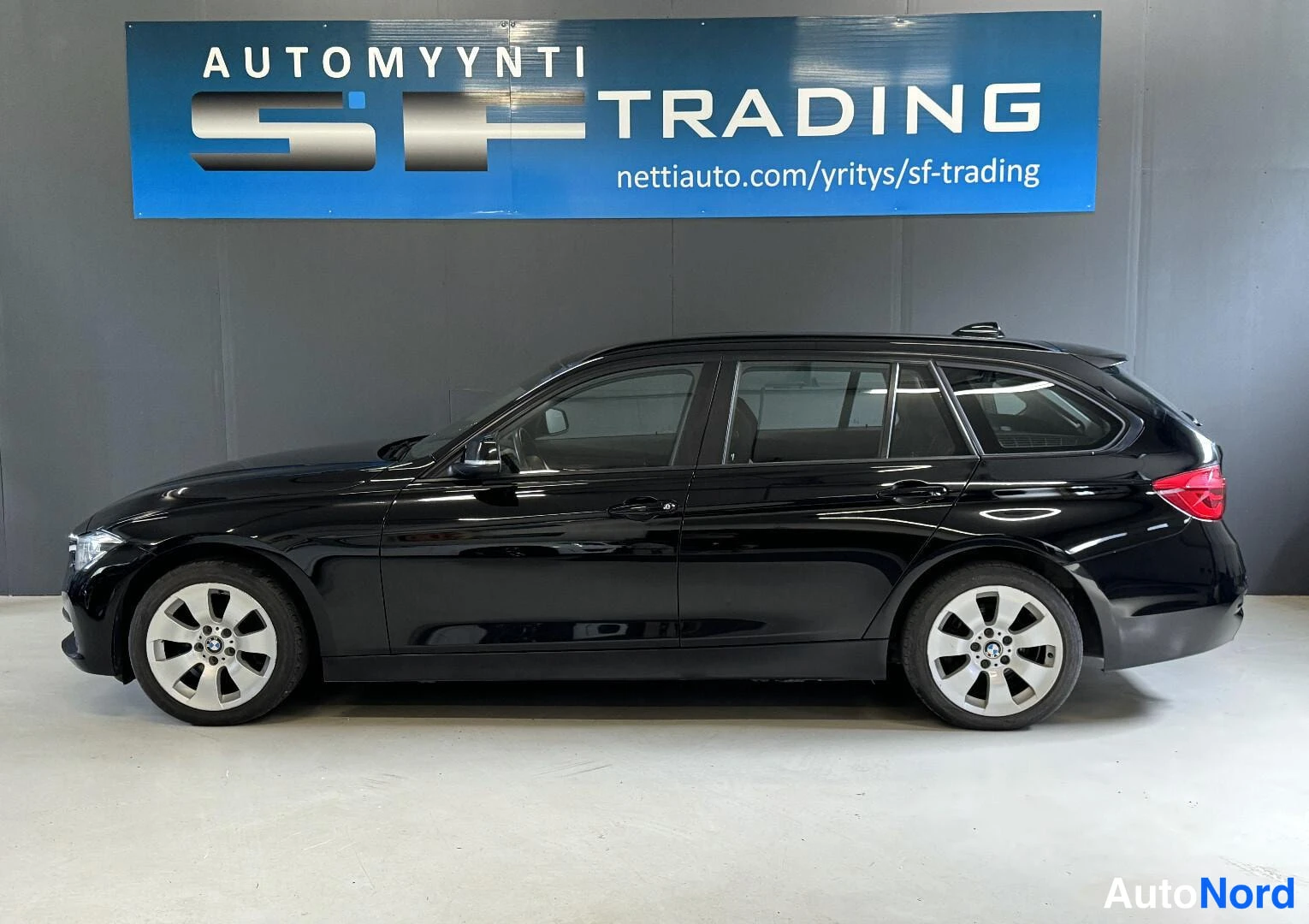 Musta BMW 320d xDrive 2016, kuva 4