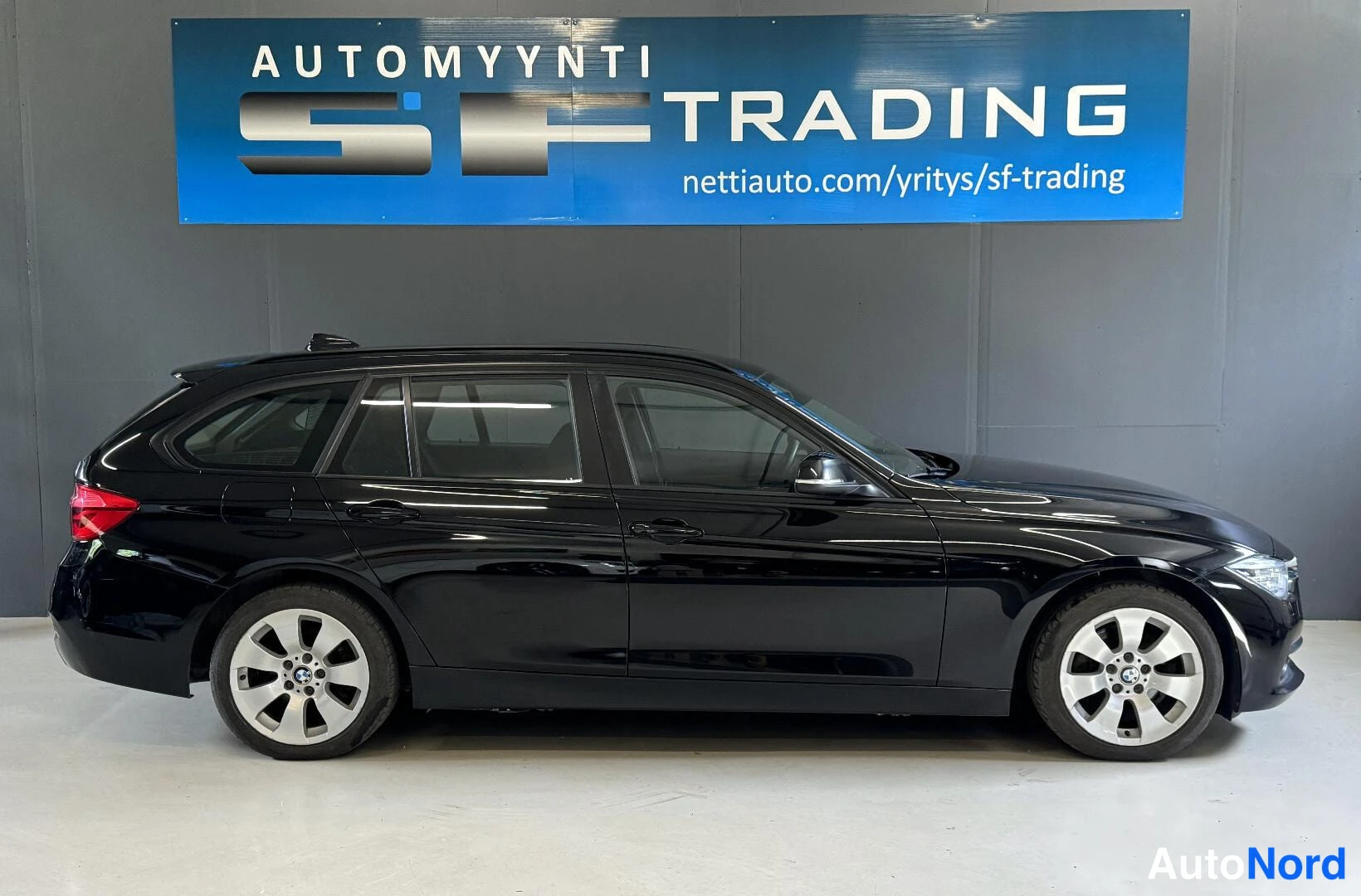 Musta BMW 320d xDrive 2016, kuva 5