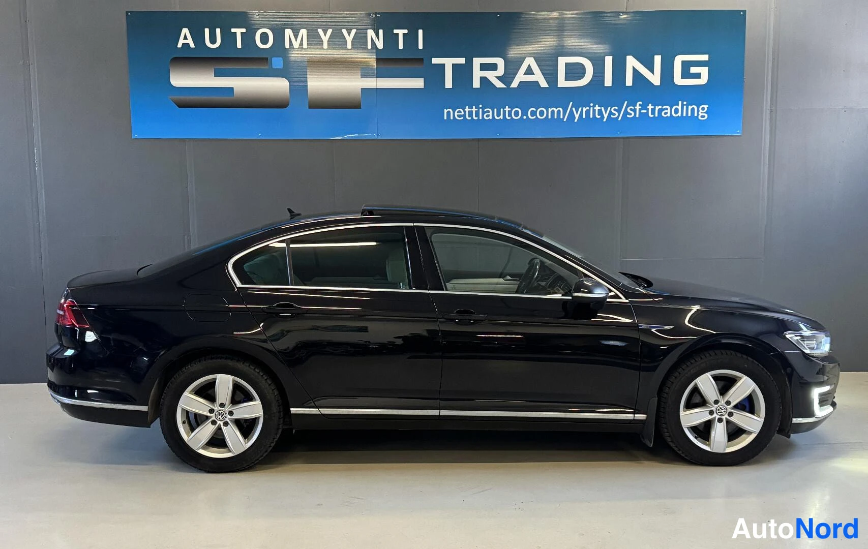 Musta Volkswagen Passat 2017, kuva 6