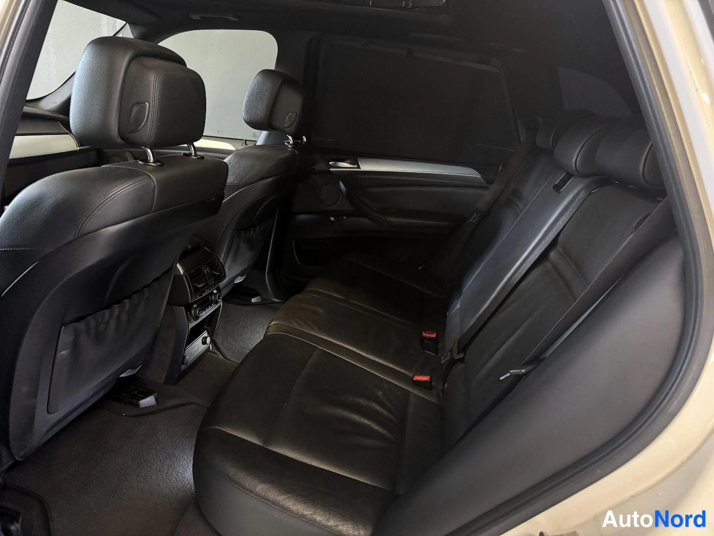 Valkoinen BMW X5 2012, kuva 13