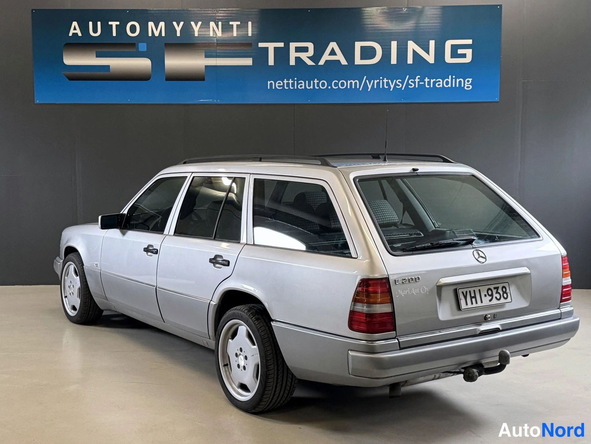 Hopea Mercedes-Benz E 1995, kuva 7