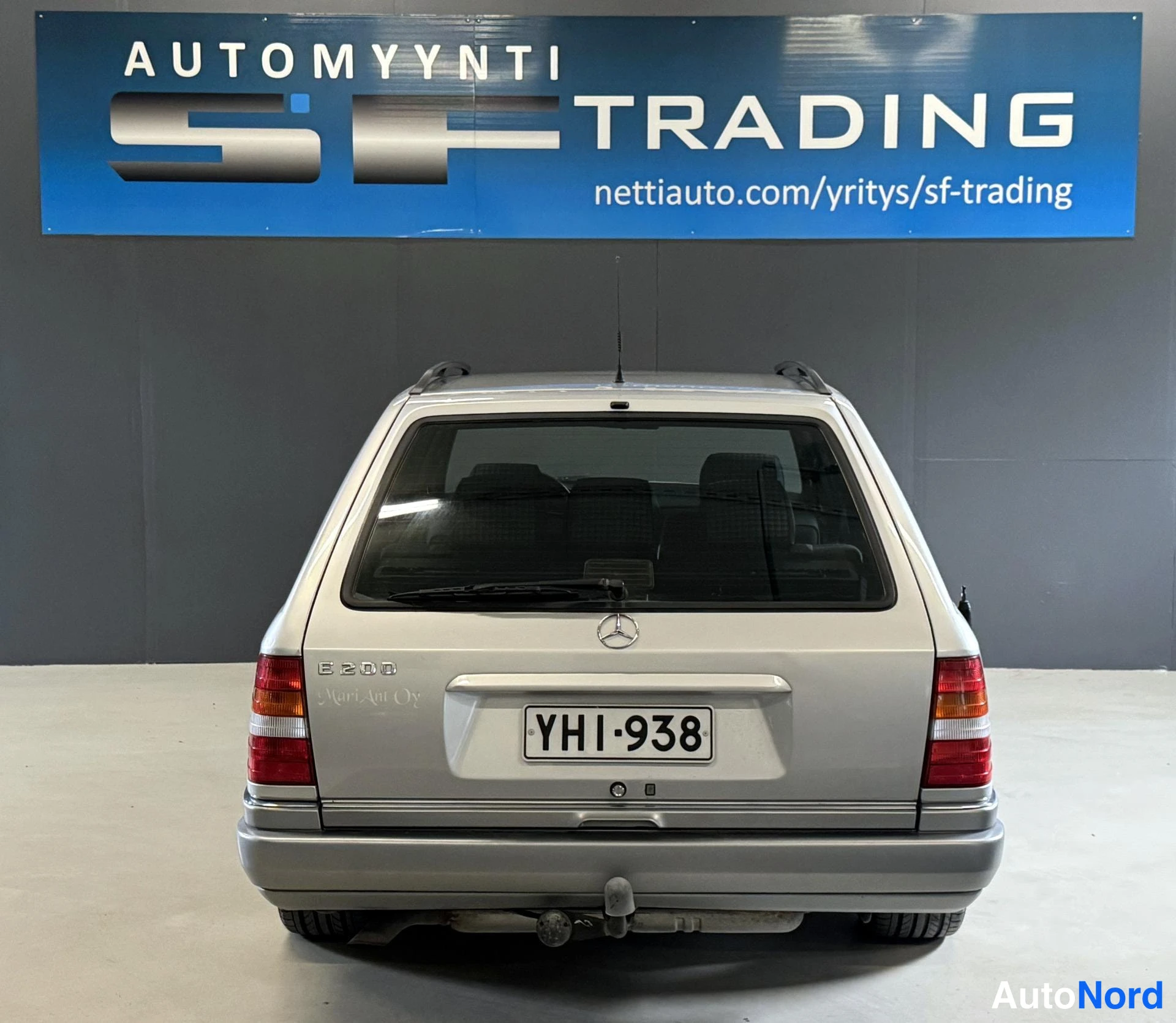 Hopea Mercedes-Benz E 1995, kuva 8