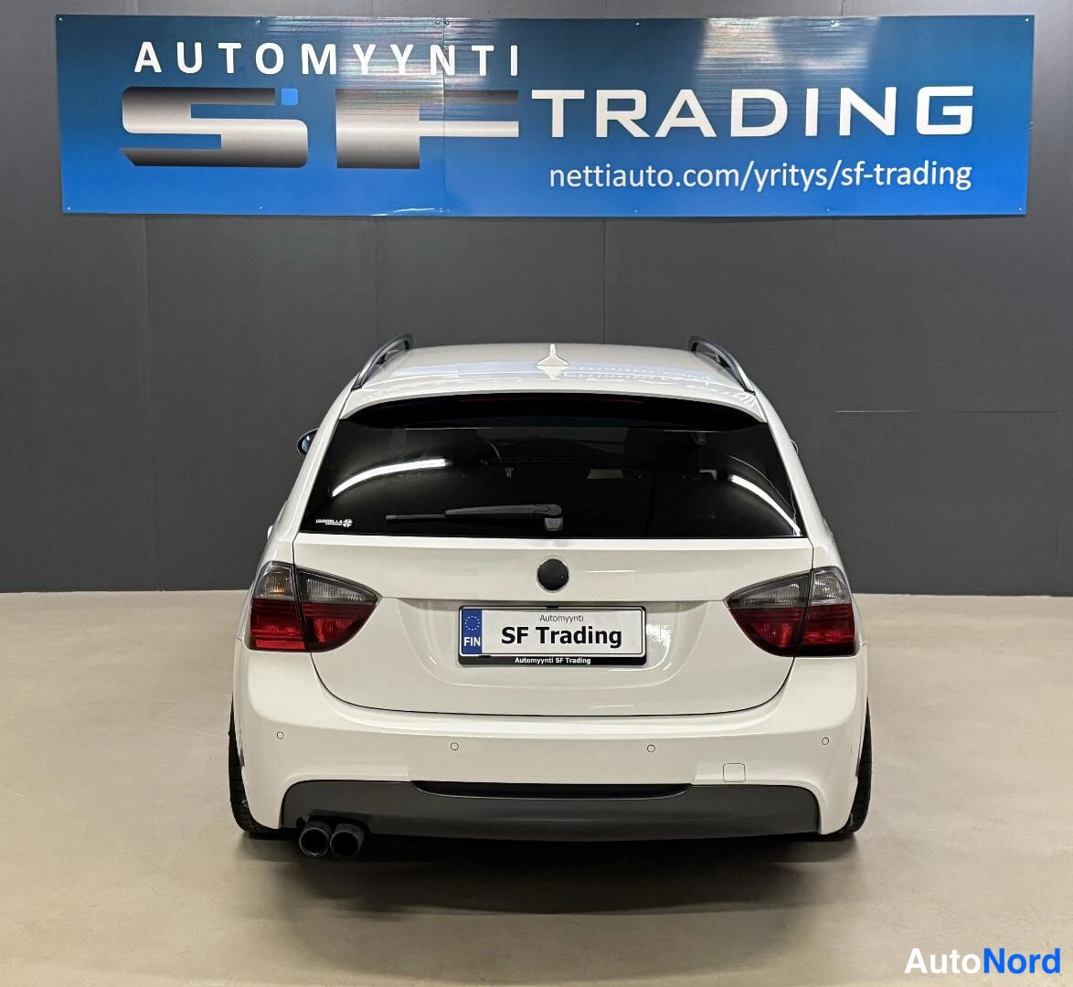 Valkoinen BMW 325d 2008, kuva 10