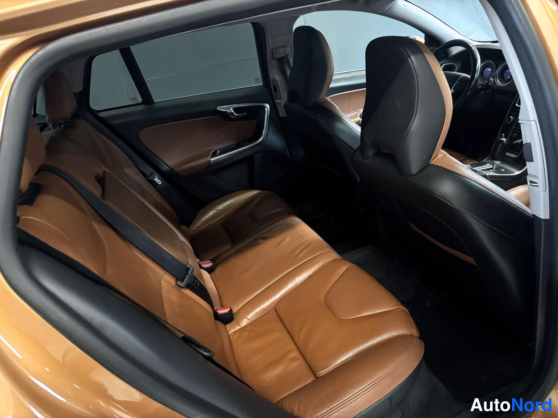 Kupari Volvo V60 2012, kuva 13