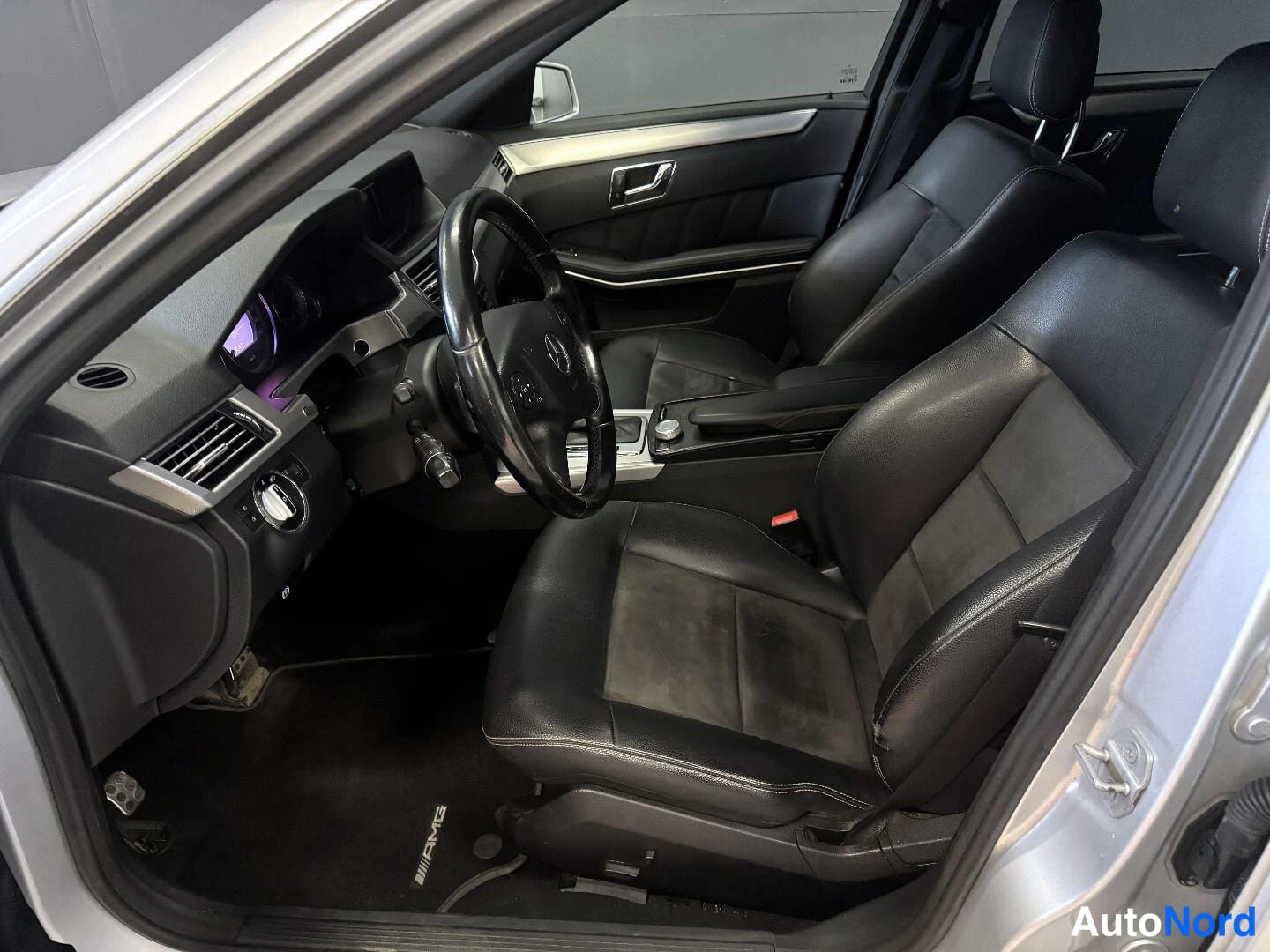 Hopea Mercedes-Benz E 2009, kuva 10