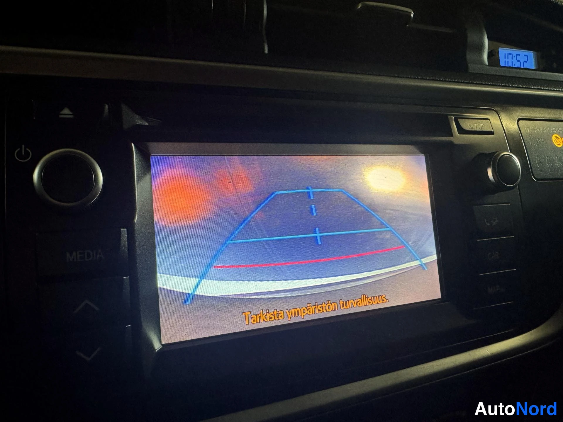 Beige Toyota Auris 2013, kuva 10