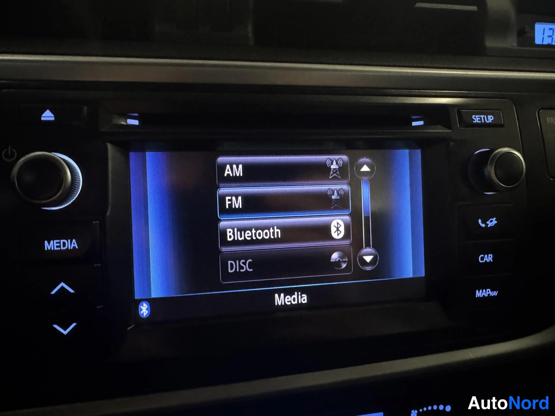 Beige Toyota Auris 2013, kuva 18