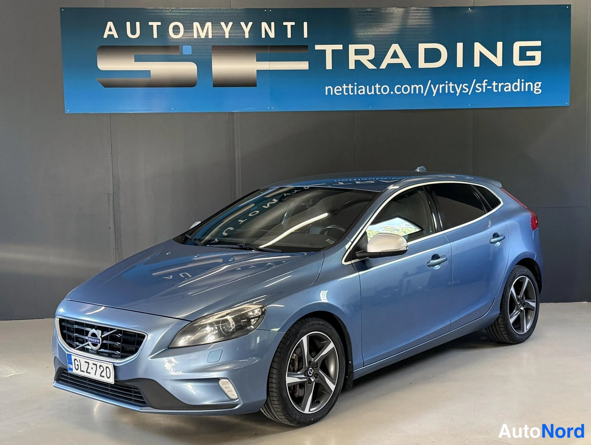 Volvo V40 D2 R-Design 2016