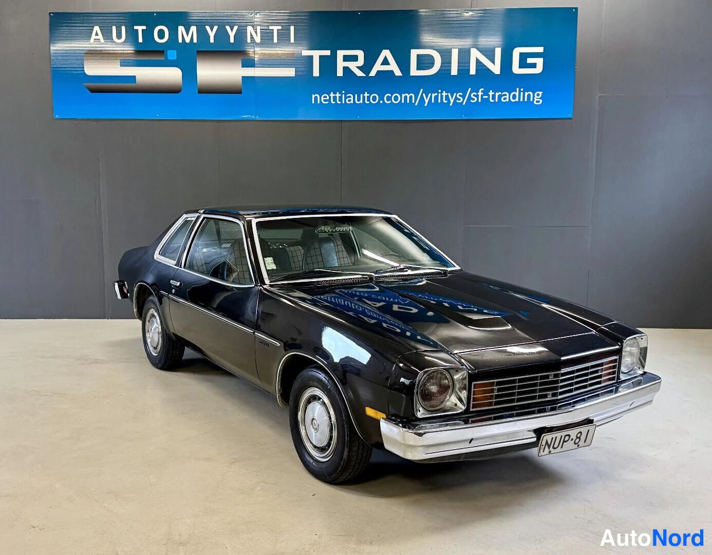 Musta Chevrolet Monza 1977, kuva 2