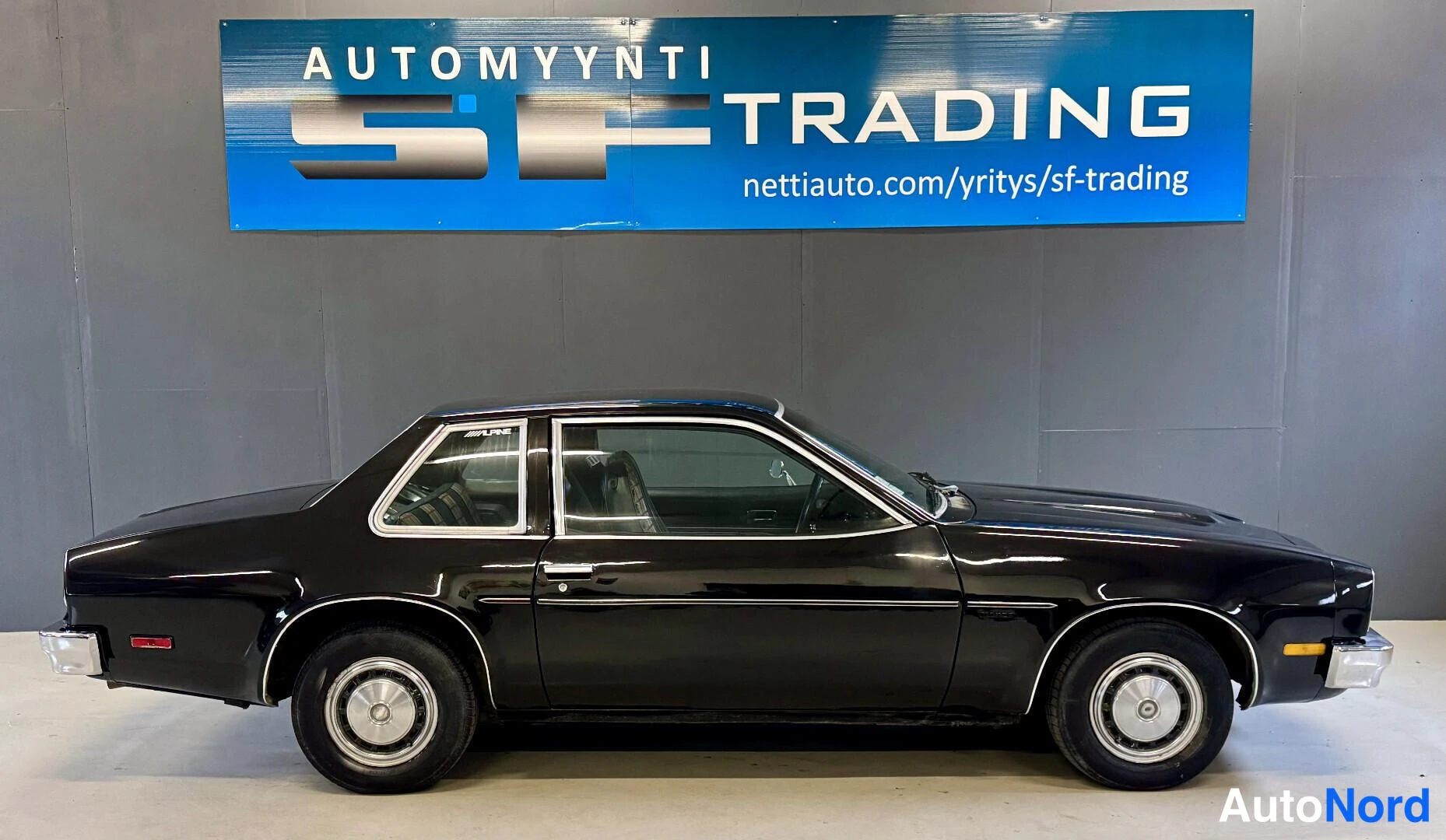 Musta Chevrolet Monza 1977, kuva 4