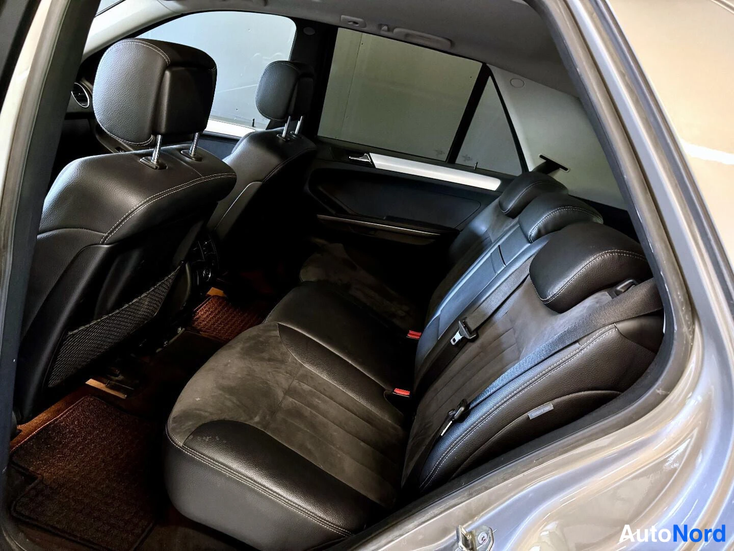 Hopea Mercedes-Benz ML 2005, kuva 13