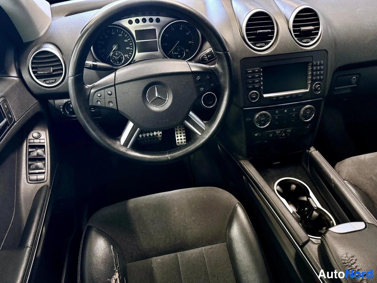 Hopea Mercedes-Benz ML 2005, kuva 9