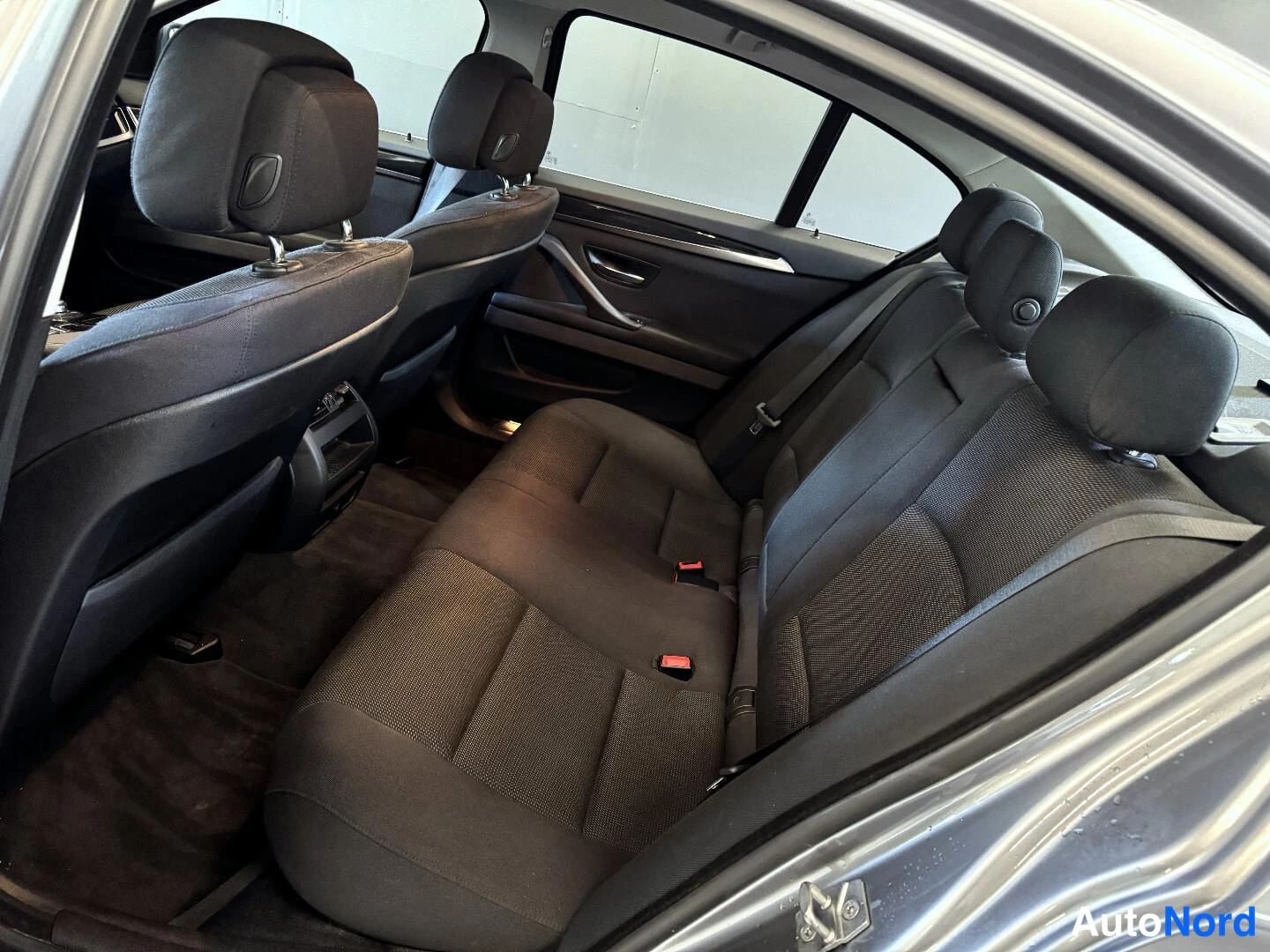 Harmaa BMW 520d 2011, kuva 13