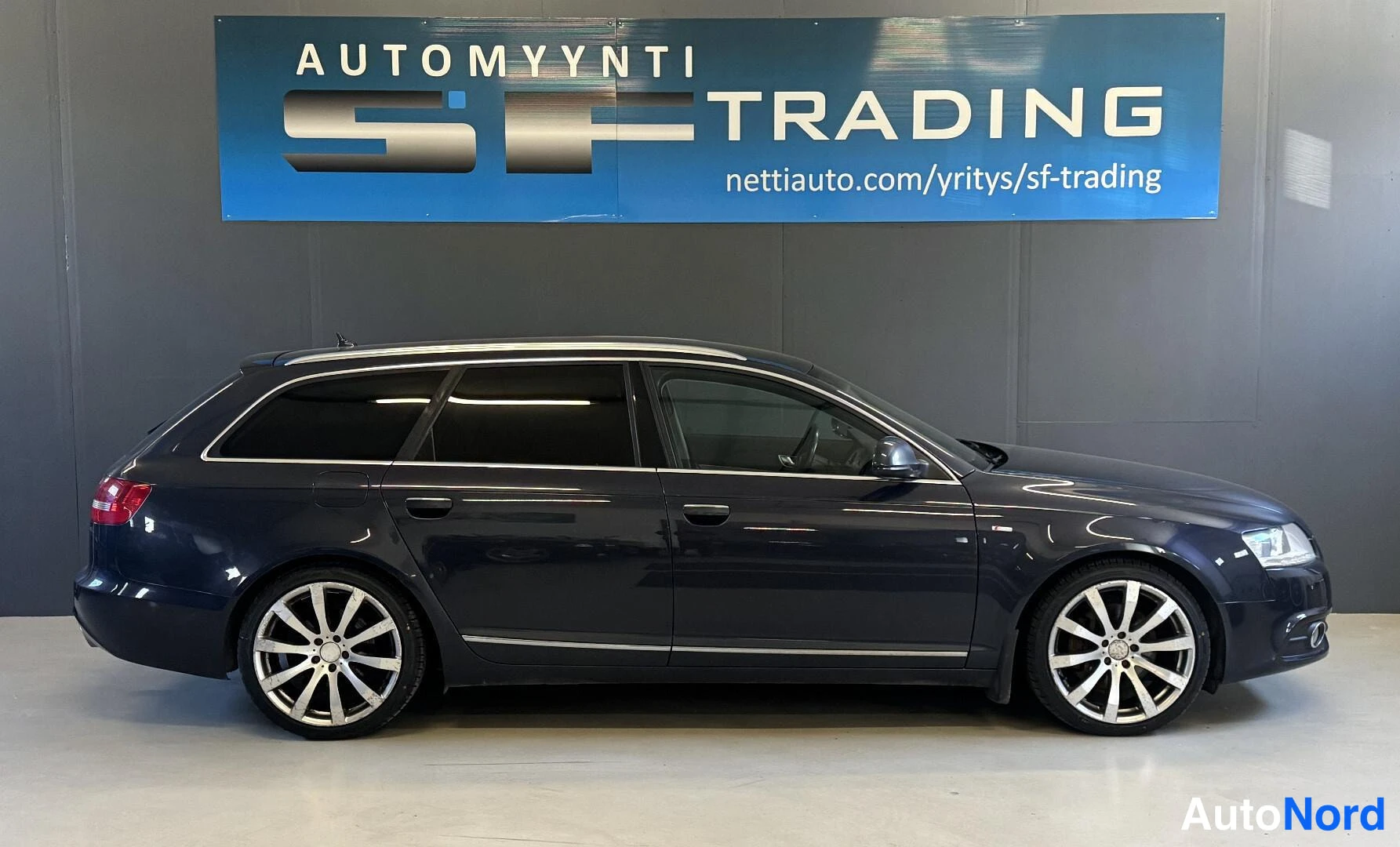 Sininen Audi A6 2011, kuva 4