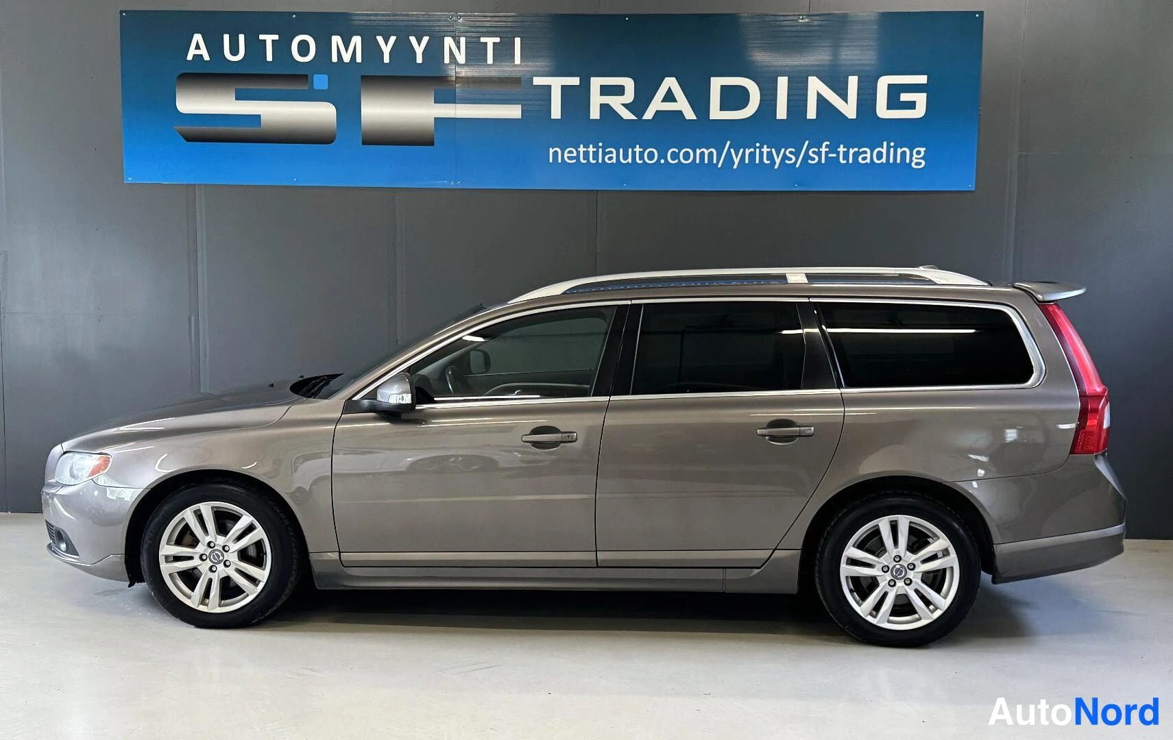 Volvo V70 2011, kuva 5