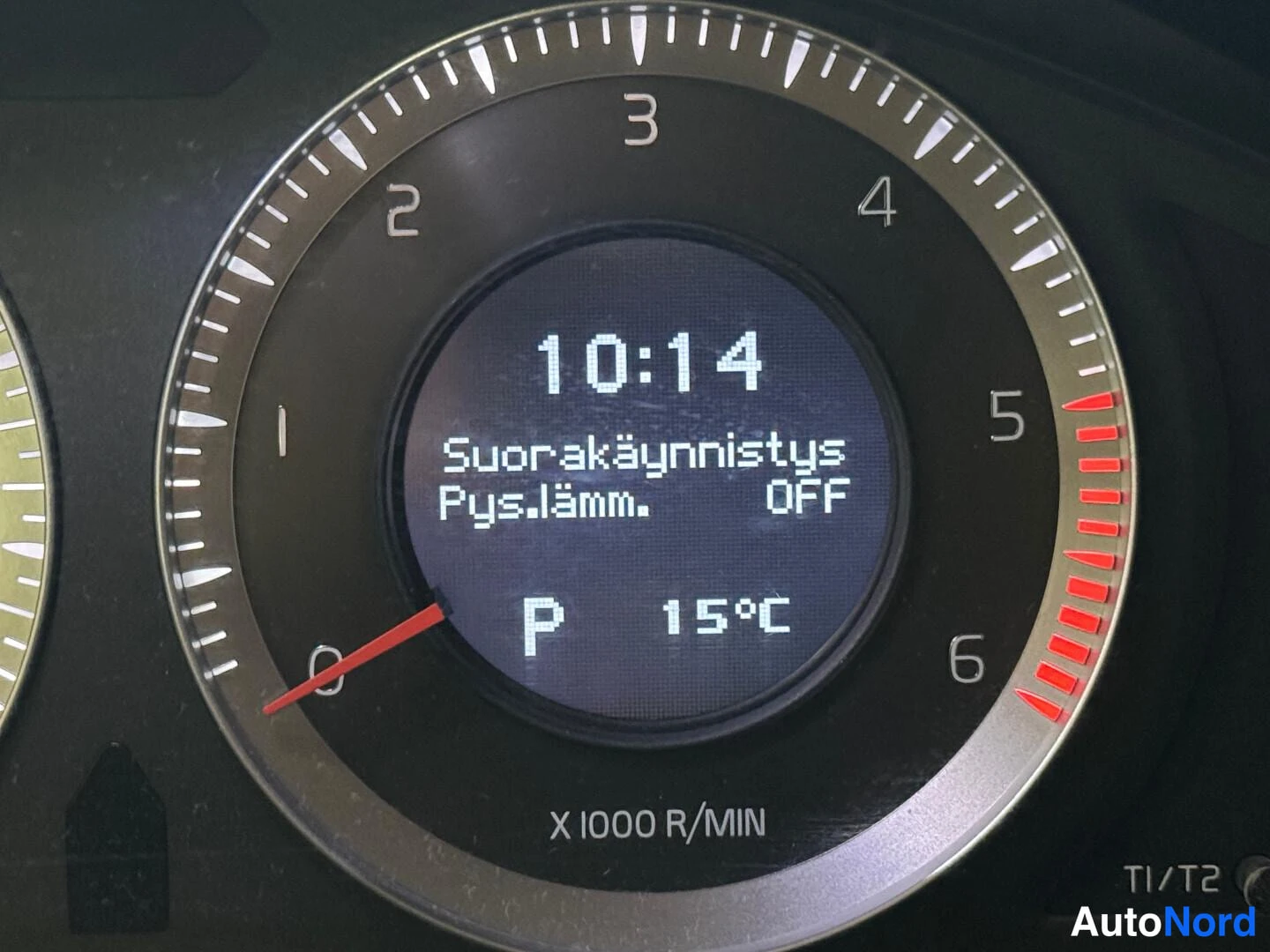 Volvo V70 2011, kuva 16