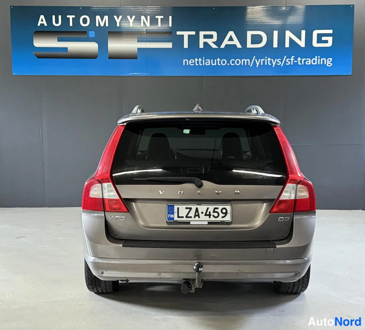 Volvo V70 2011, kuva 8
