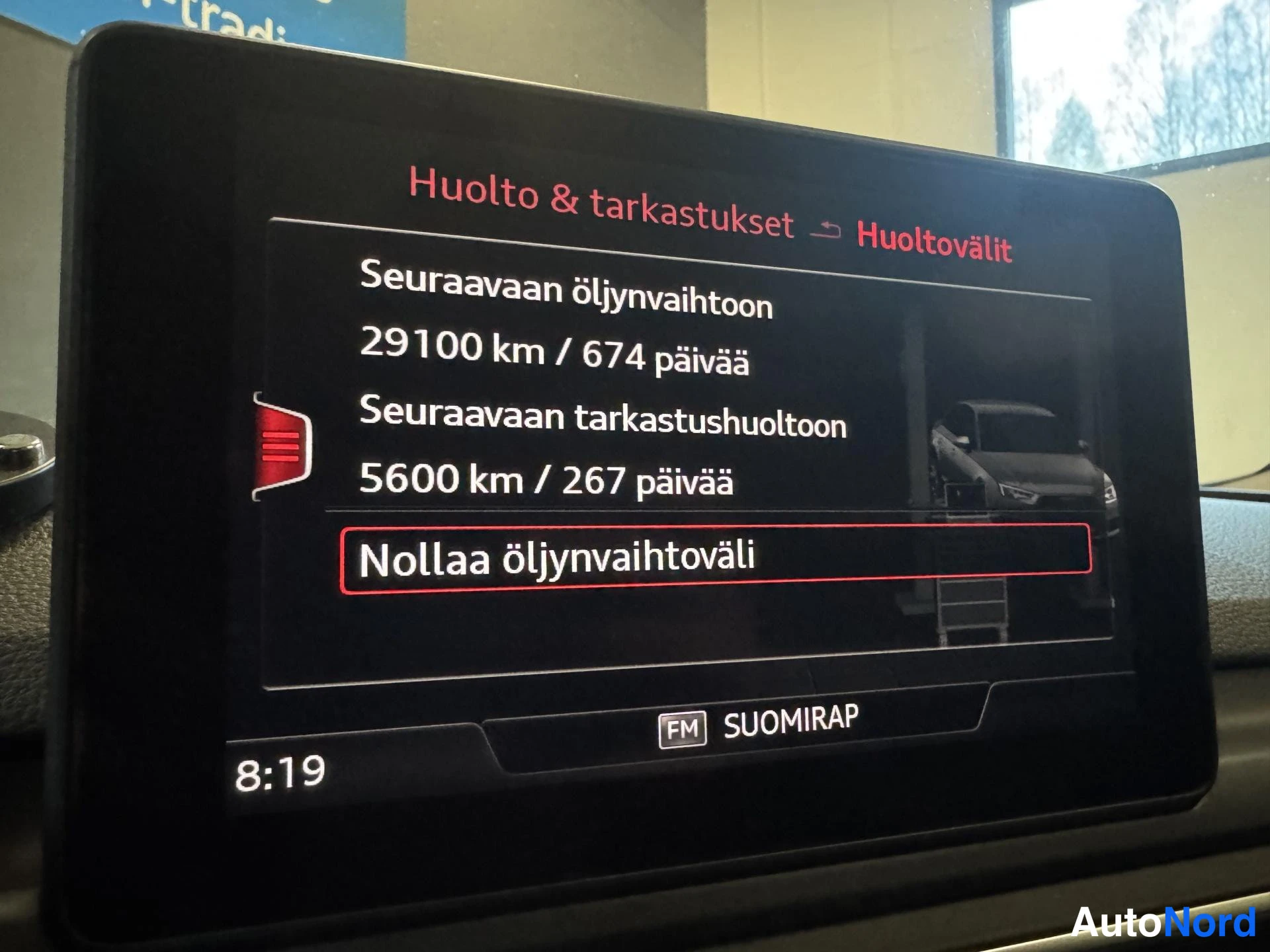 Musta Audi A4 2017, yksityiskohta, kuva 18