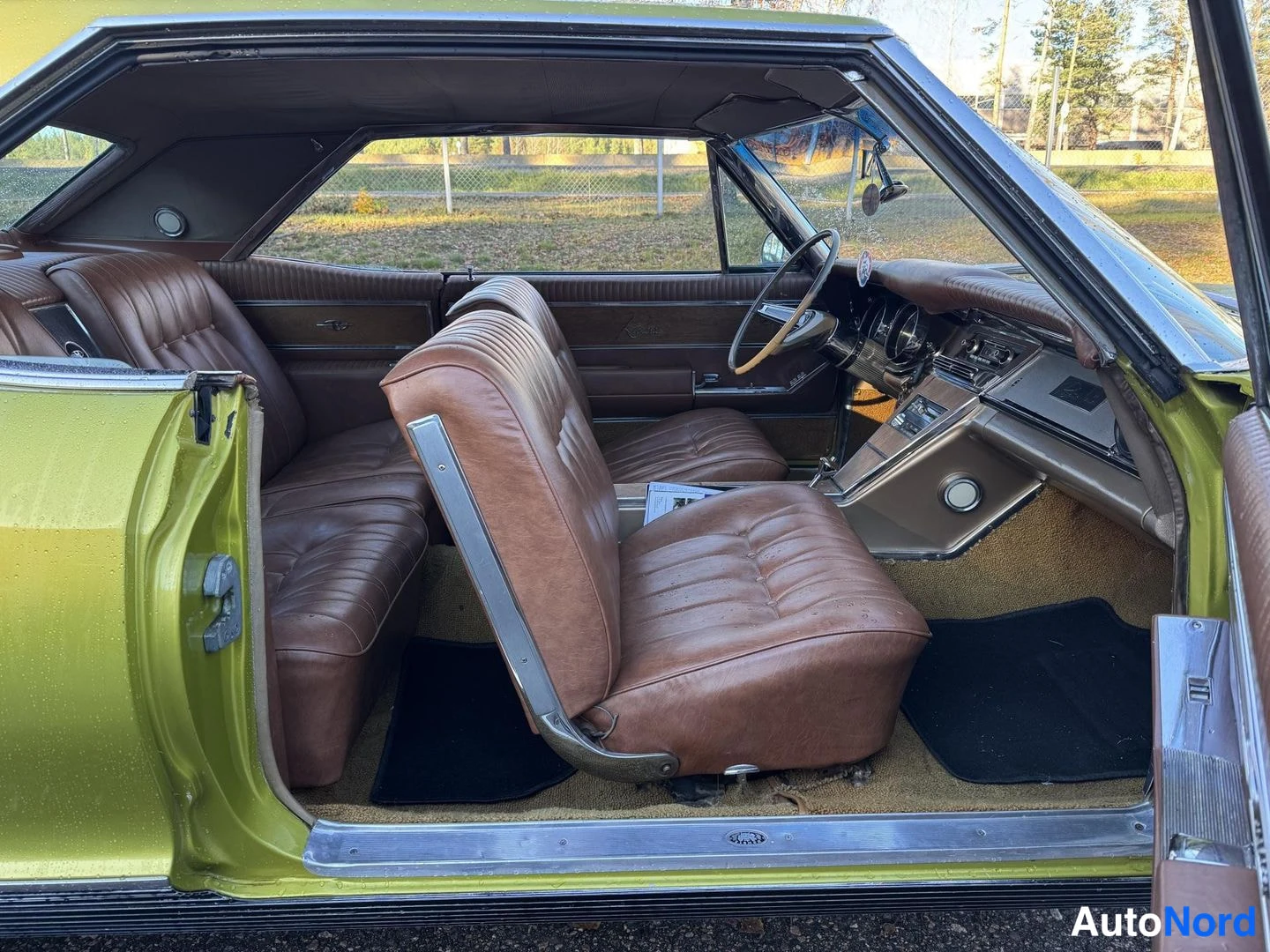 Vihreä Buick Riviera 1965, ohjaamo, kuva 11
