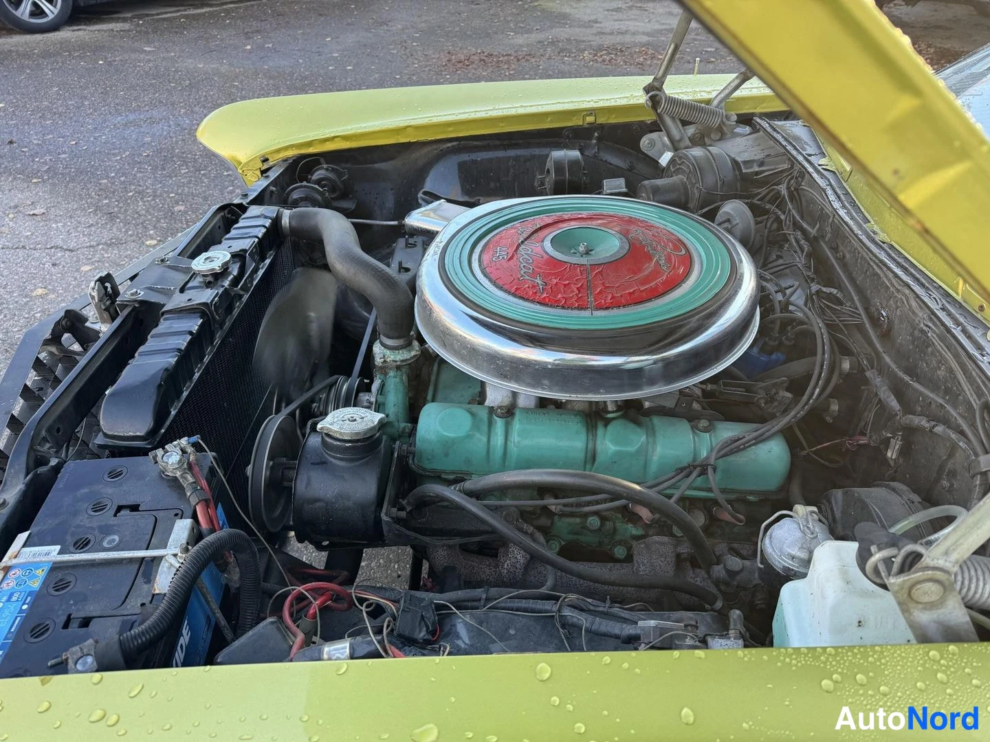 Vihreä Buick Riviera 1965, moottoritila, kuva 22