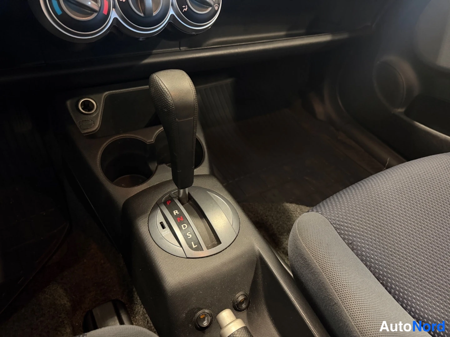 Vihreä Honda Jazz 2003, yksityiskohta, kuva 13