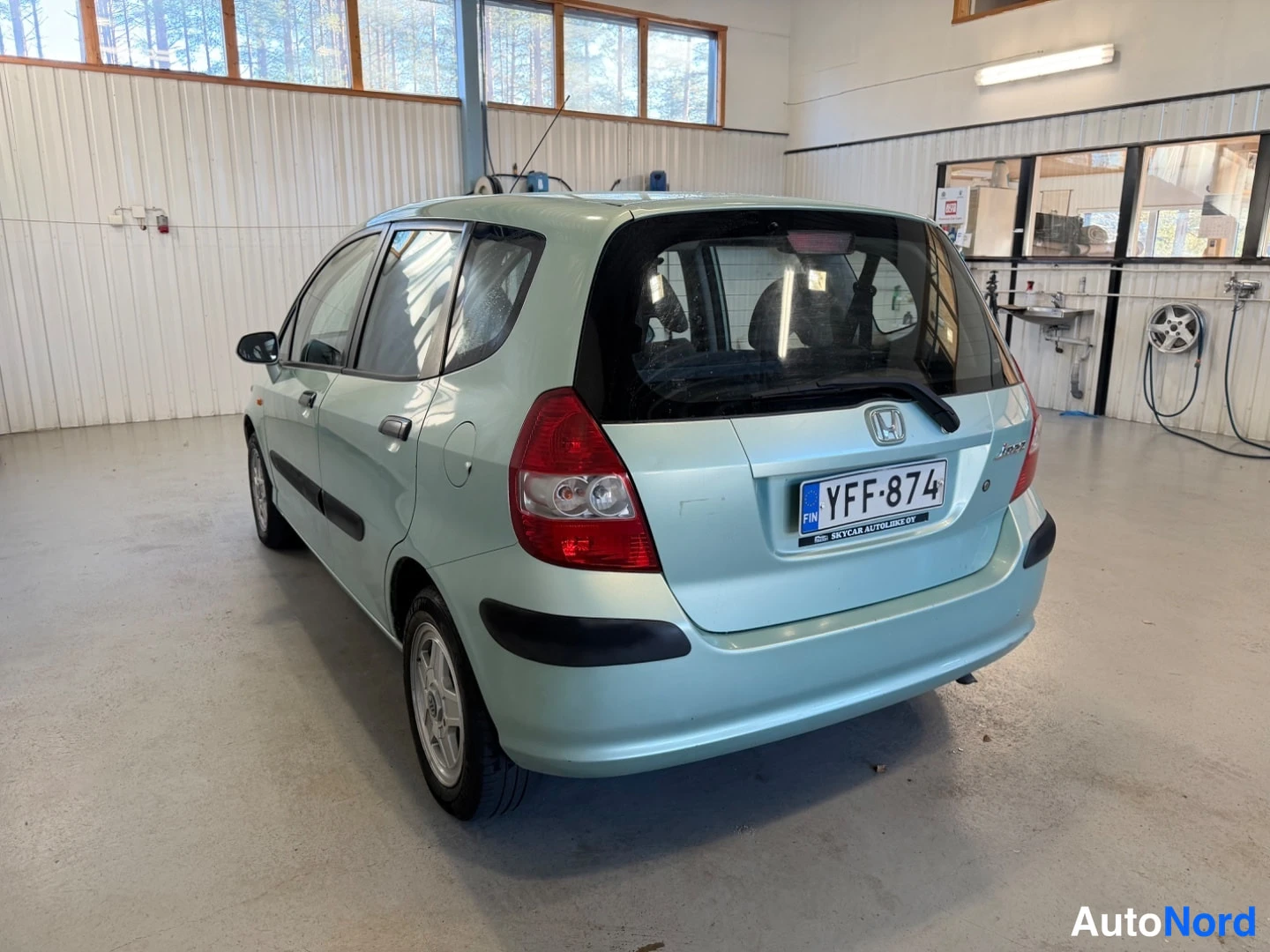 Vihreä Honda Jazz 2003, takaviisto, kuva 5