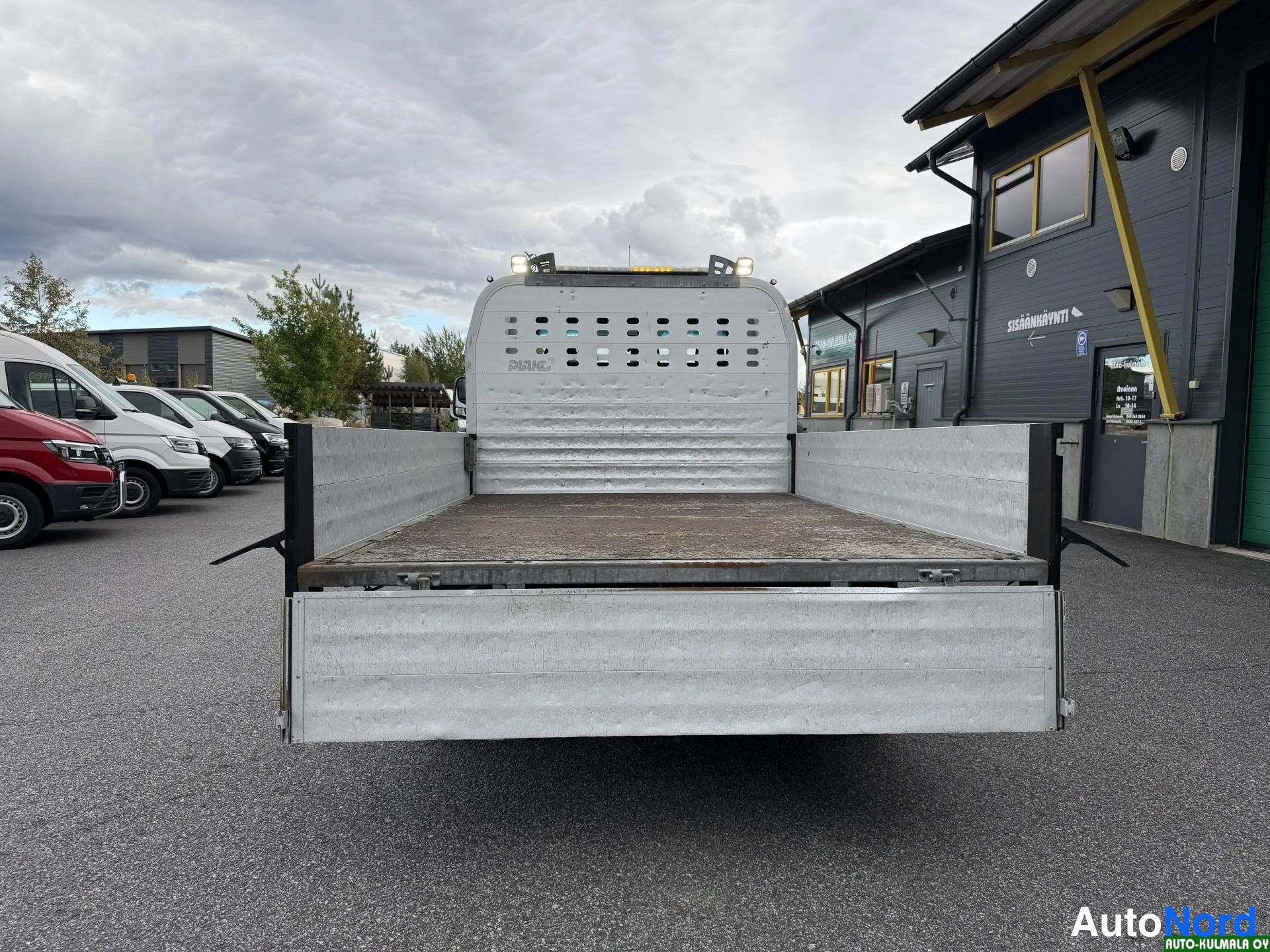 Valkoinen Mercedes-Benz Sprinter 316 CDI 2019, takaa, kuva 11