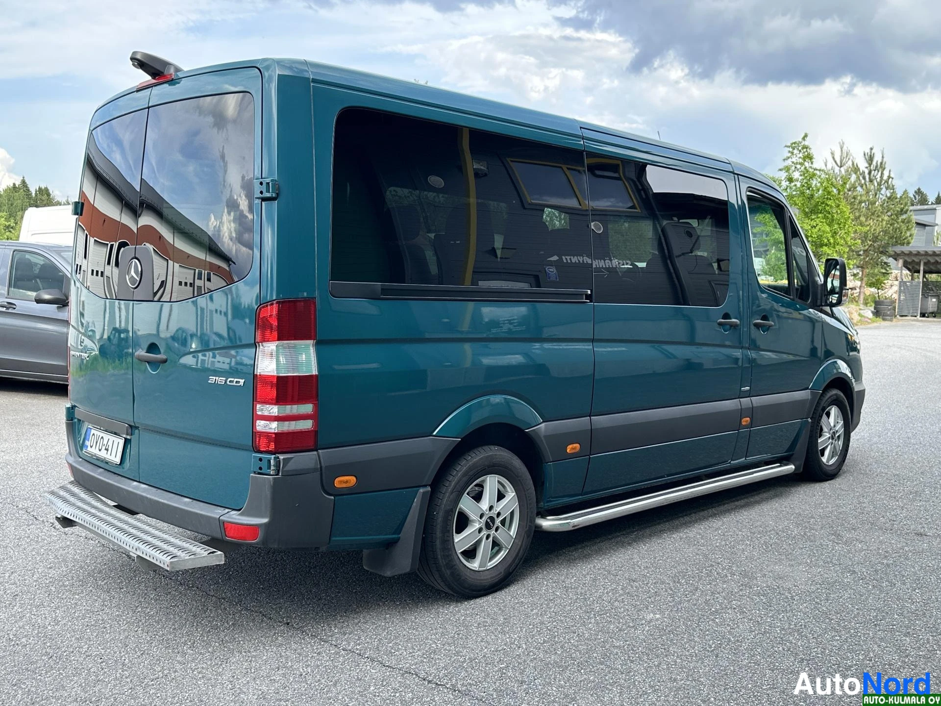 Vihreä Mercedes-Benz Sprinter 316 CDI 2017, takaviisto, kuva 7