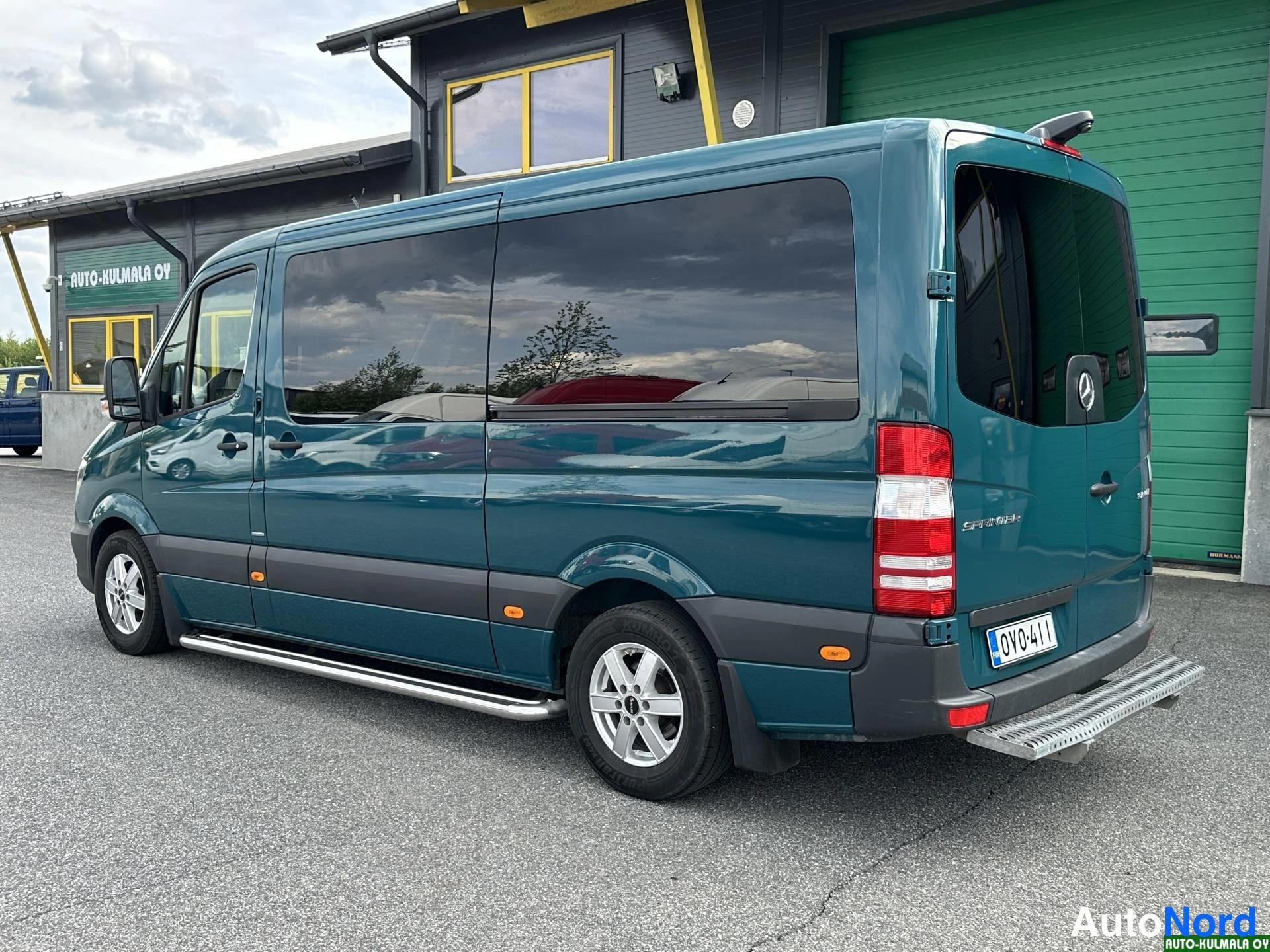 Vihreä Mercedes-Benz Sprinter 316 CDI 2017, takaviisto, kuva 8