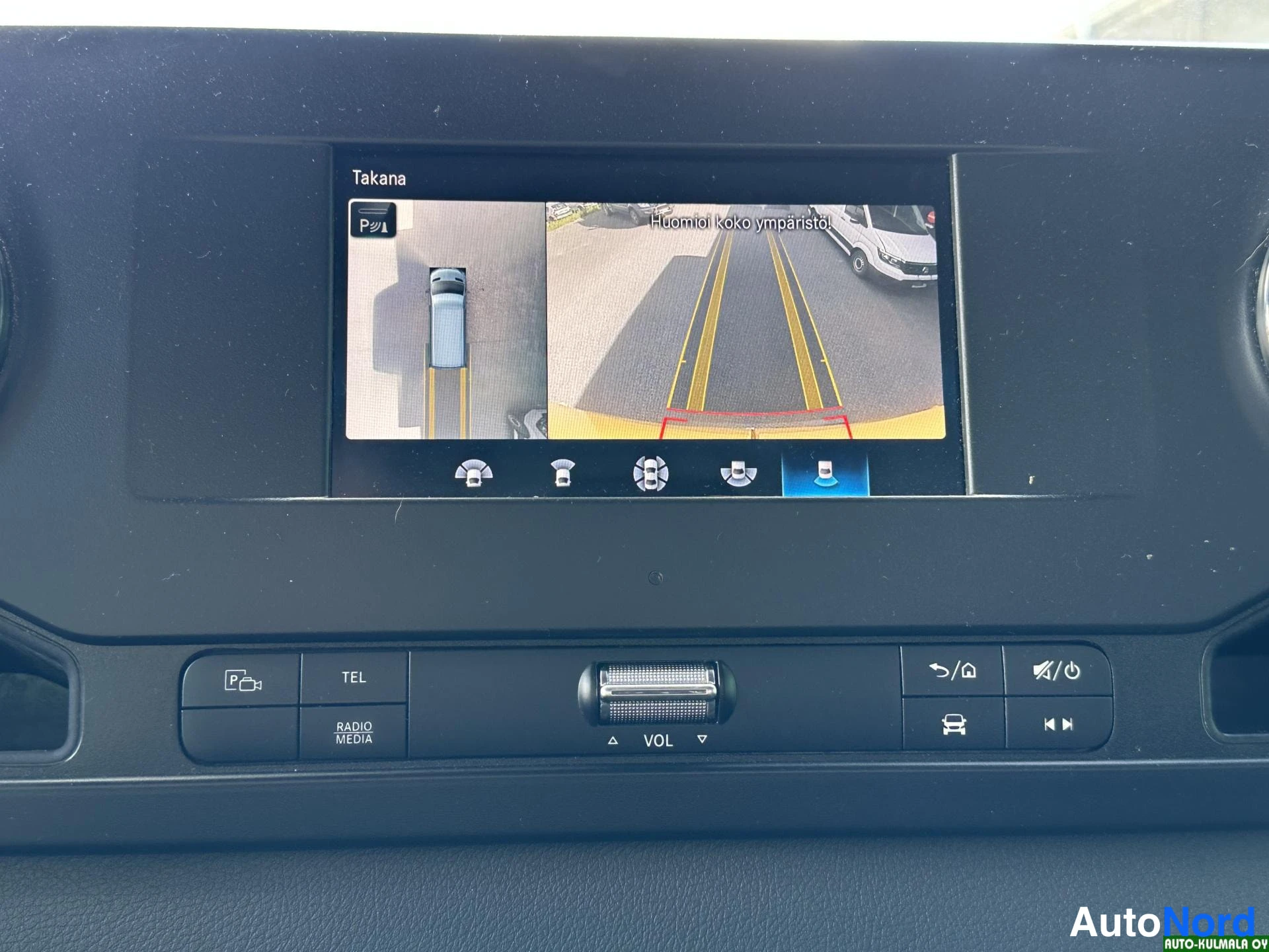 Keltainen Mercedes-Benz Sprinter 316 CDI 2019, yksityiskohta, kuva 20