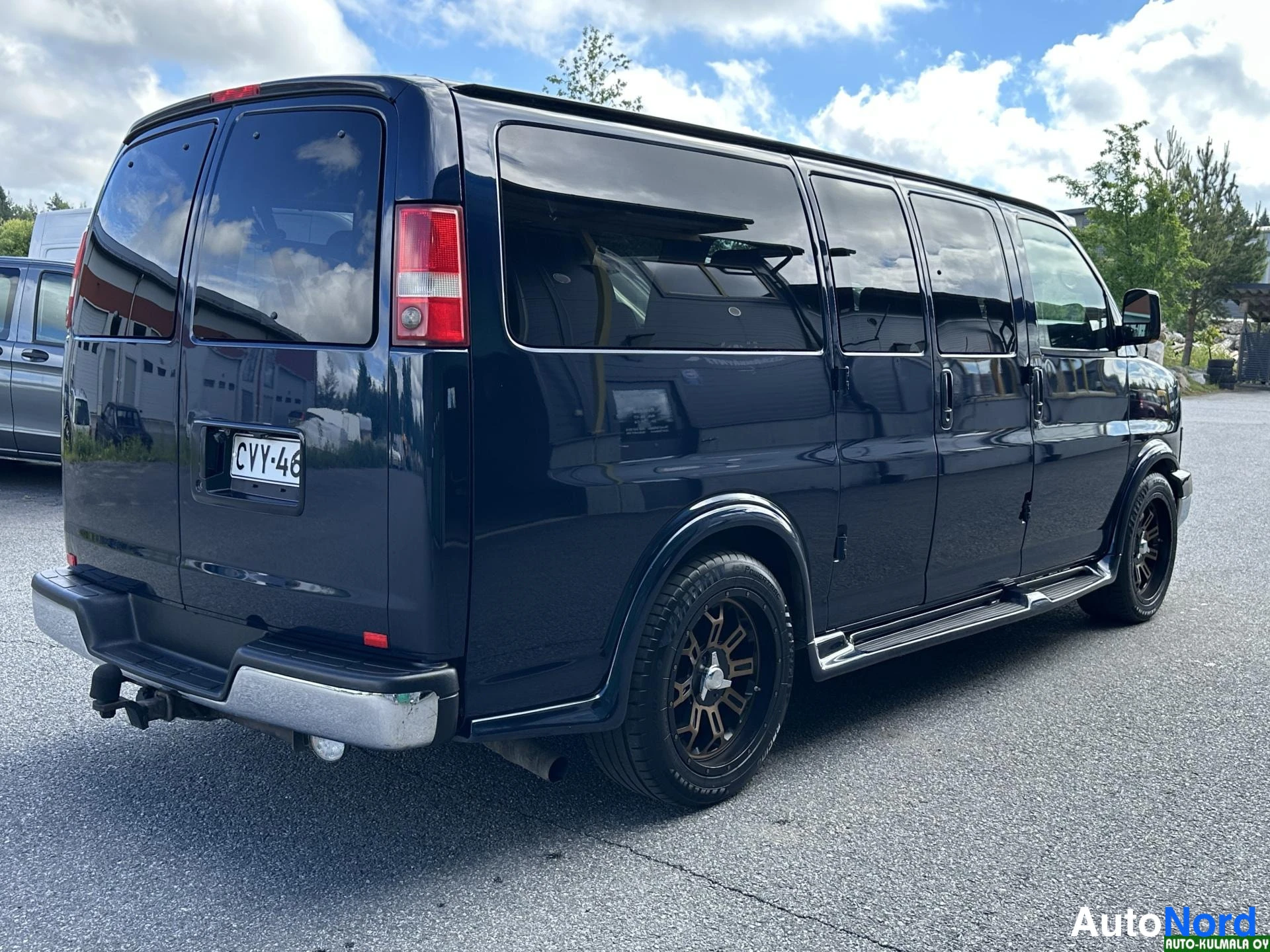 Sininen Chevrolet Express 2010, takaviisto, kuva 10