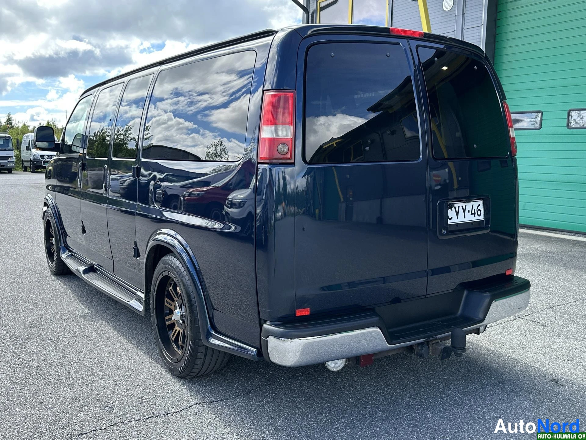 Sininen Chevrolet Express 2010, takaviisto, kuva 11