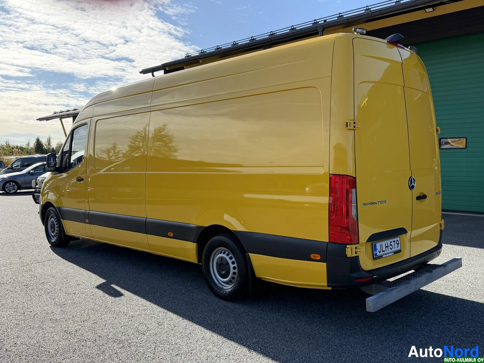 Keltainen Mercedes-Benz Sprinter 316 CDI 2019, takaviisto, kuva 6
