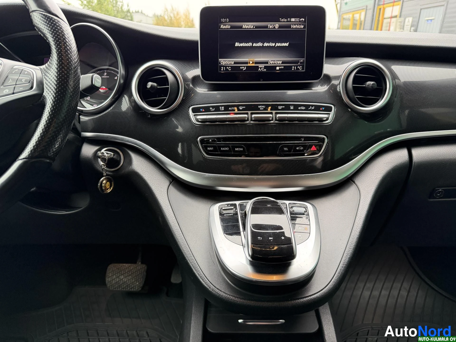 Harmaa Mercedes-Benz V 220 d 4MATIC 2018, yksityiskohta, kuva 27