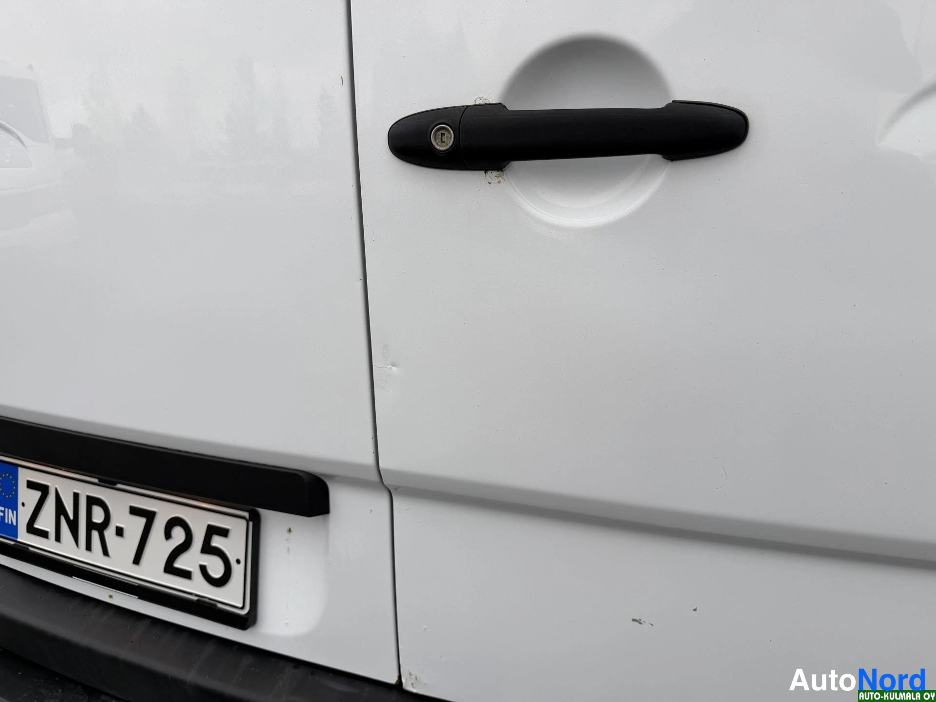 Valkoinen Mercedes-Benz Sprinter 314 CDI 2016, yksityiskohta, kuva 26