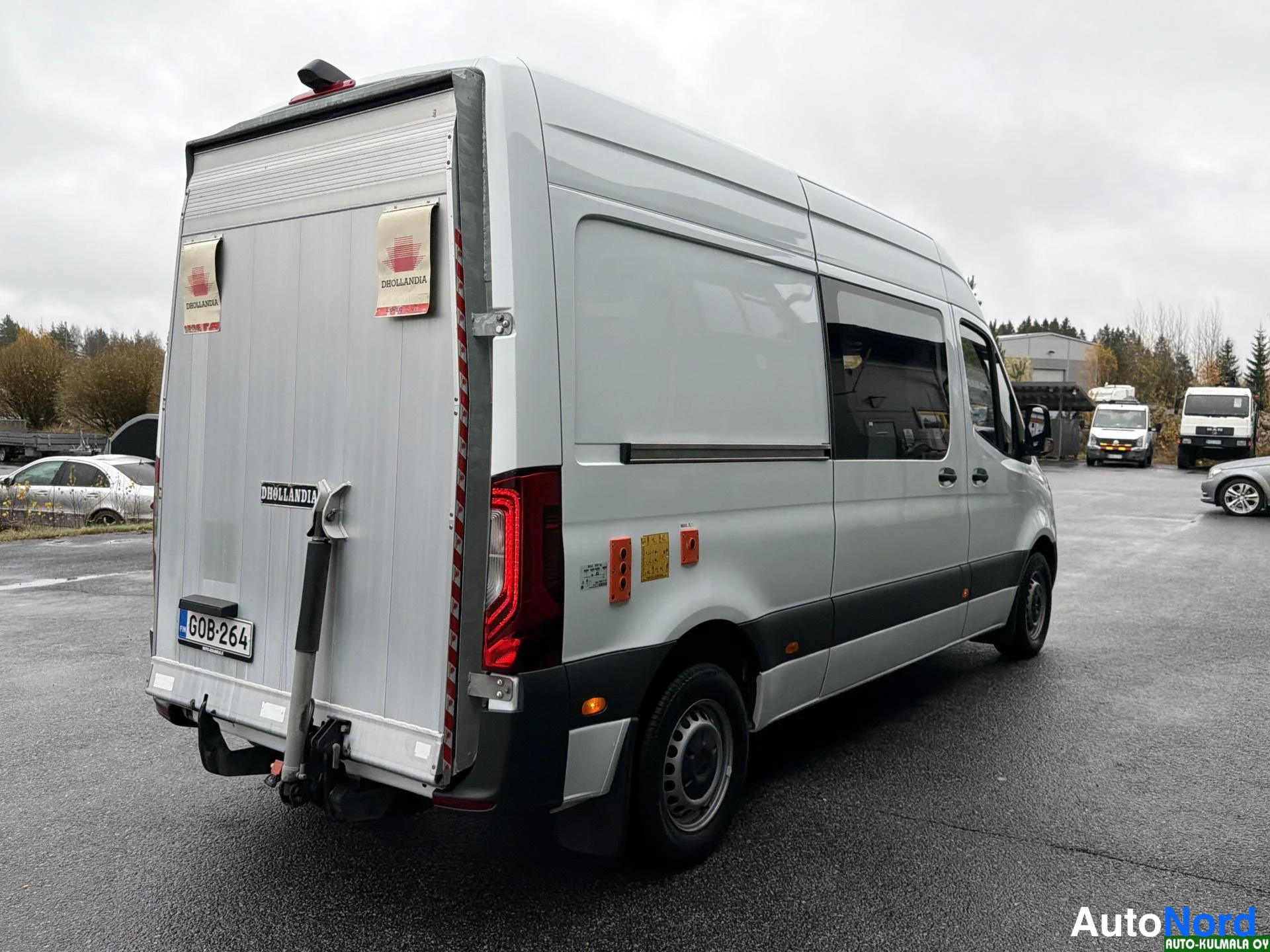 Valkoinen Mercedes-Benz Sprinter 314 CDI 2020, takaviisto, kuva 13